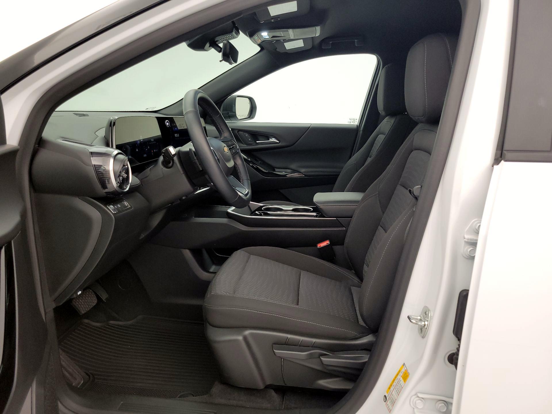 Thumbnail: 2025 Chevrolet Equinox - 11