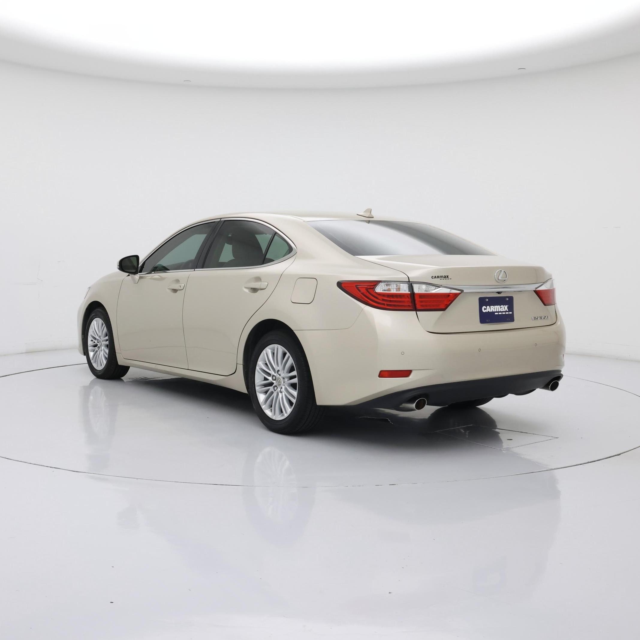 Thumbnail: 2013 Lexus ES - 2
