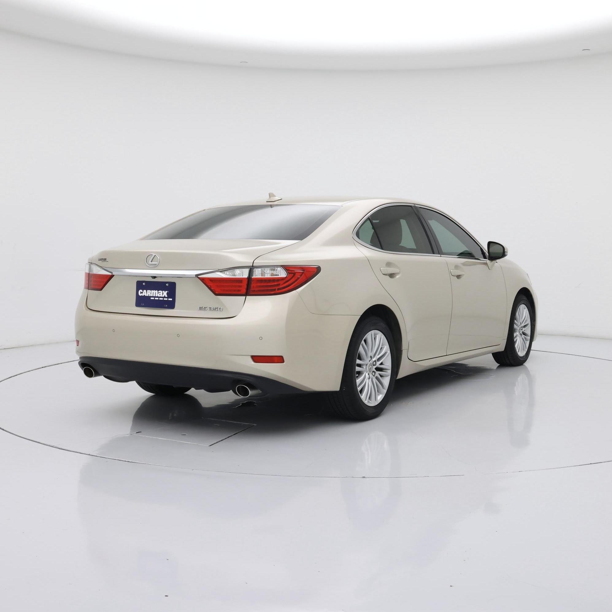 Thumbnail: 2013 Lexus ES - 8