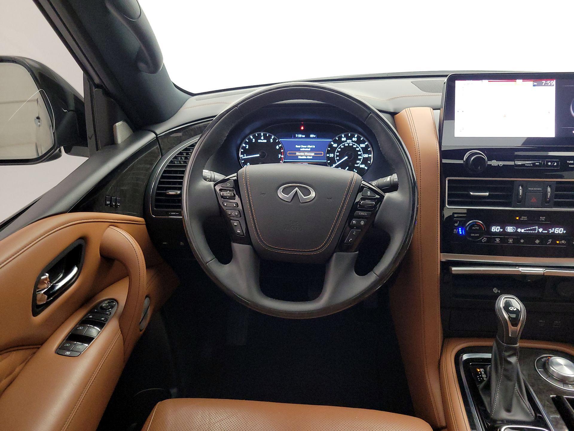 Thumbnail: 2023 INFINITI QX80 - 10