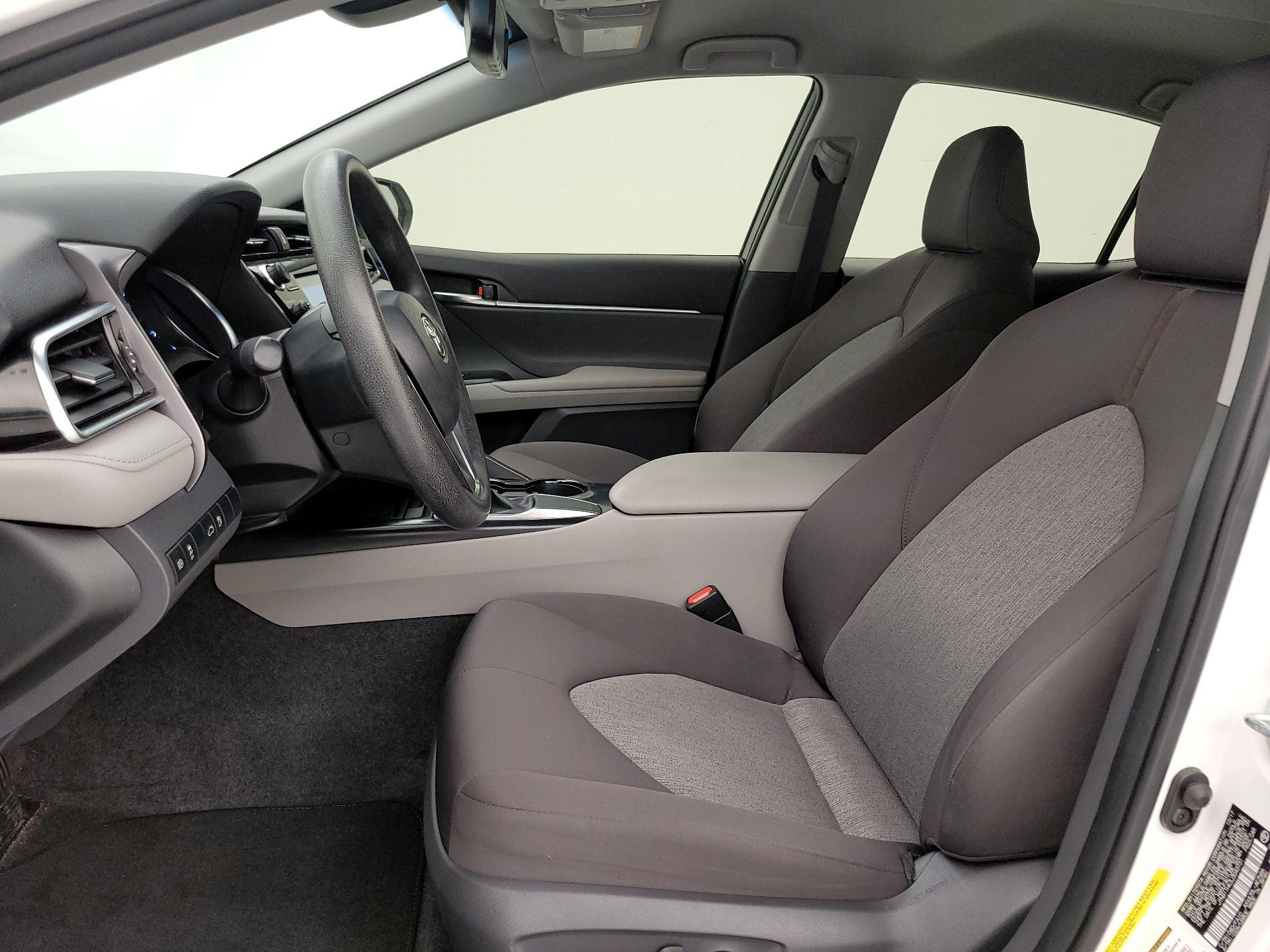 Thumbnail: 2018 Toyota Camry - 11