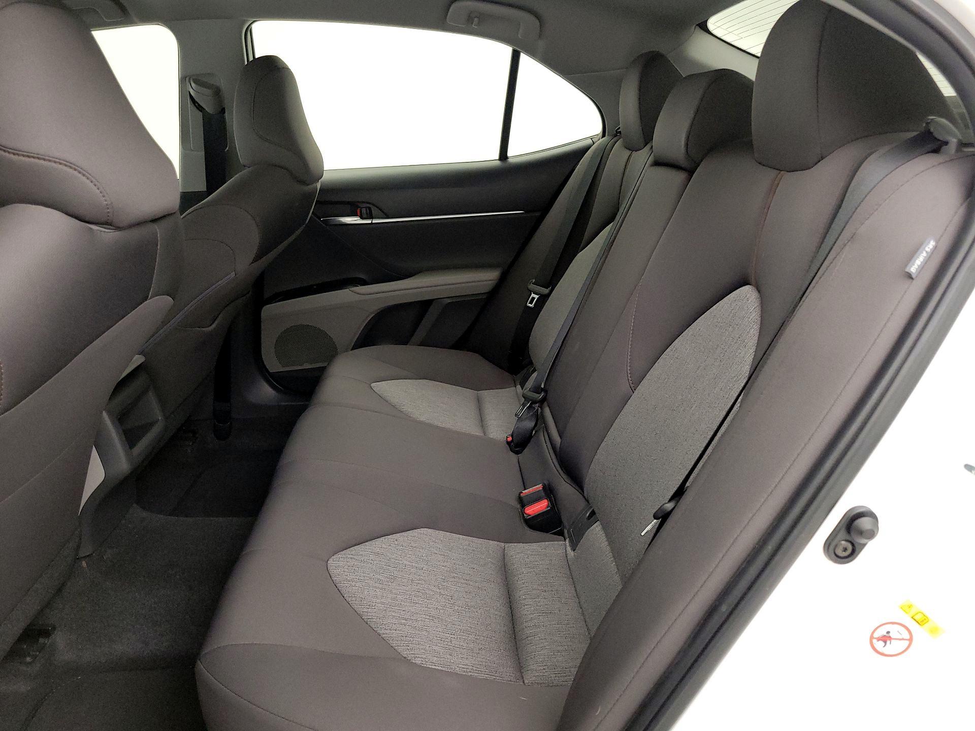 Thumbnail: 2018 Toyota Camry - 19