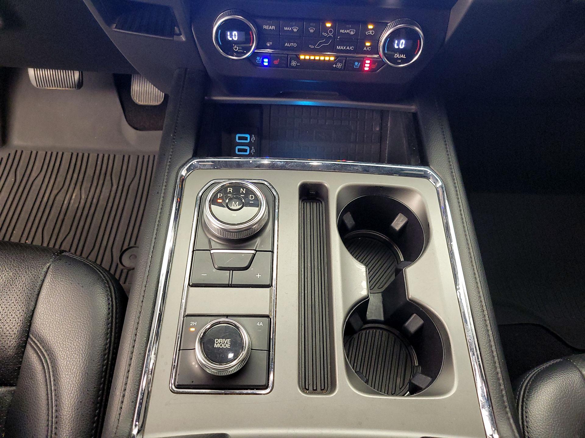 Thumbnail: 2019 Ford Expedition - 18