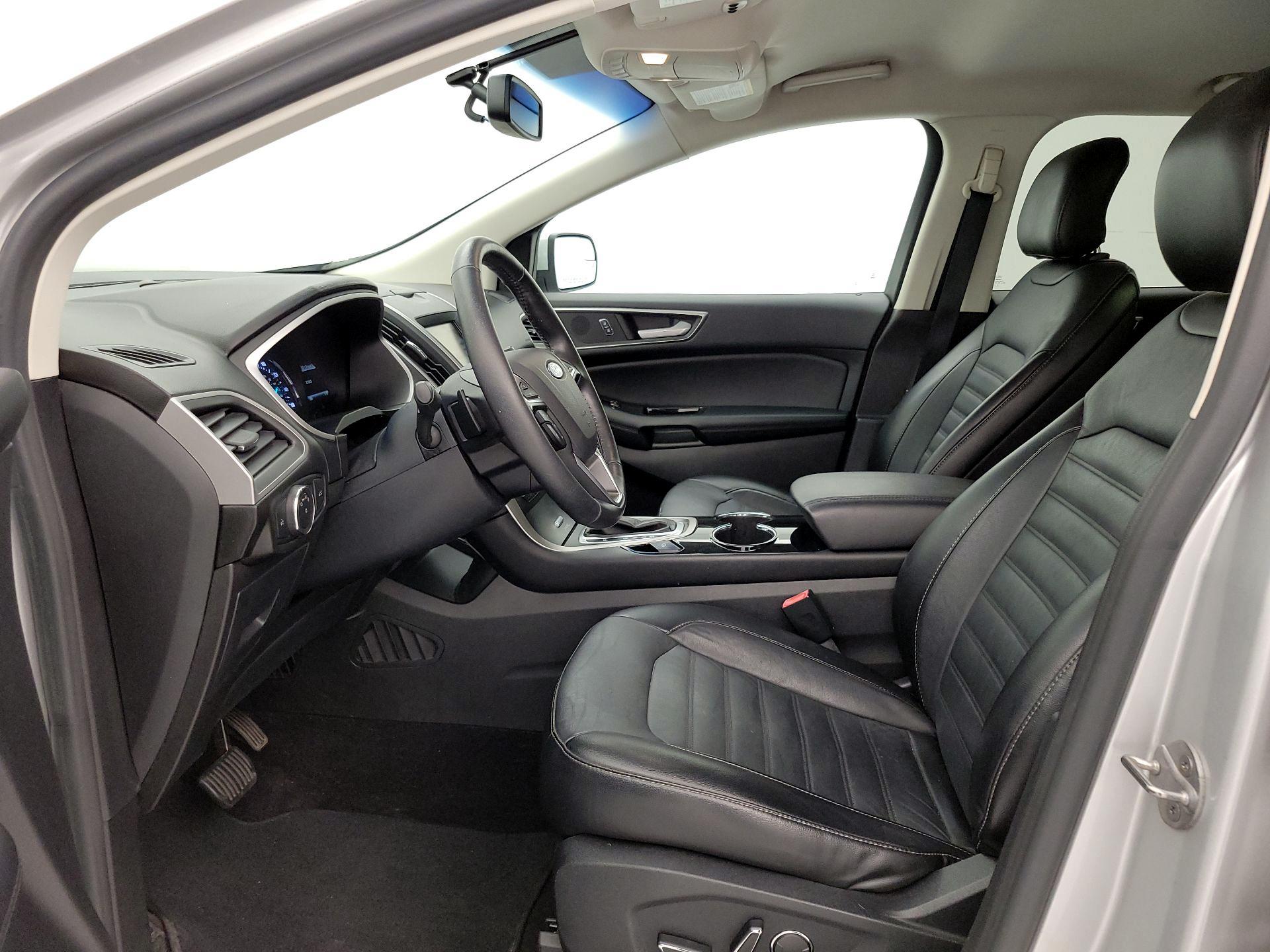 Thumbnail: 2015 Ford Edge - 11