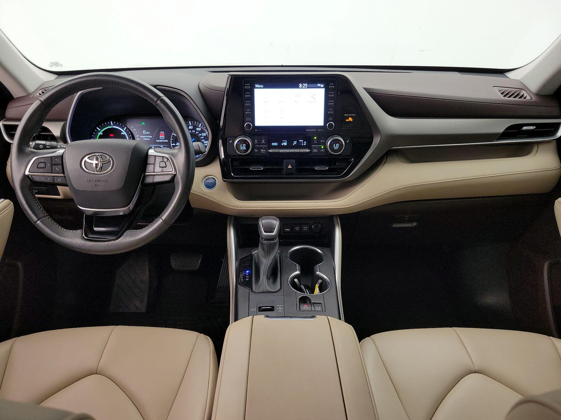 Thumbnail: 2021 Toyota Highlander - 9