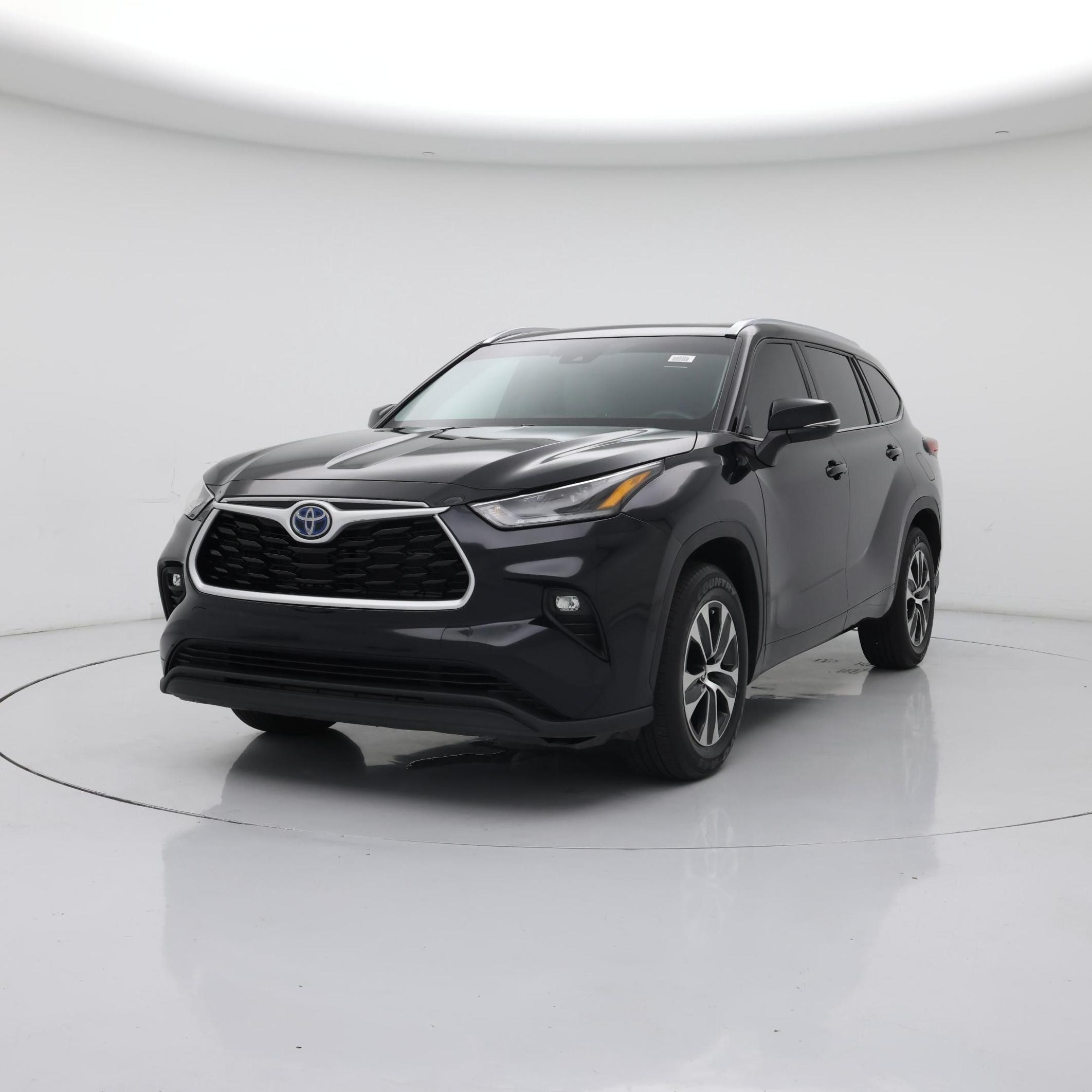 Thumbnail: 2021 Toyota Highlander - 4