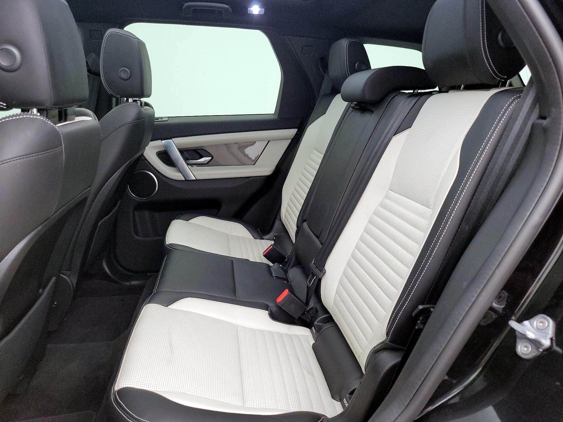 Thumbnail: 2020 Land Rover Discovery Sport - 20