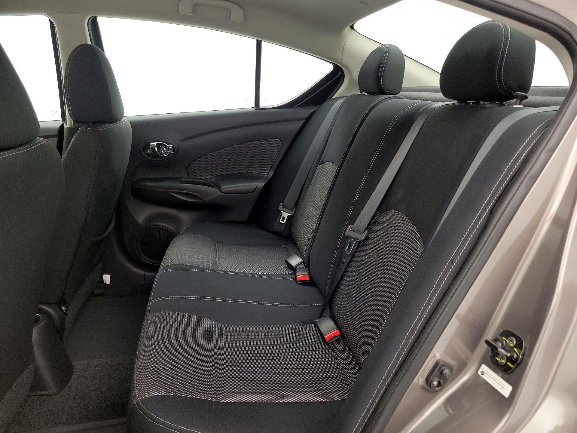 Thumbnail: 2015 Nissan Versa - 18