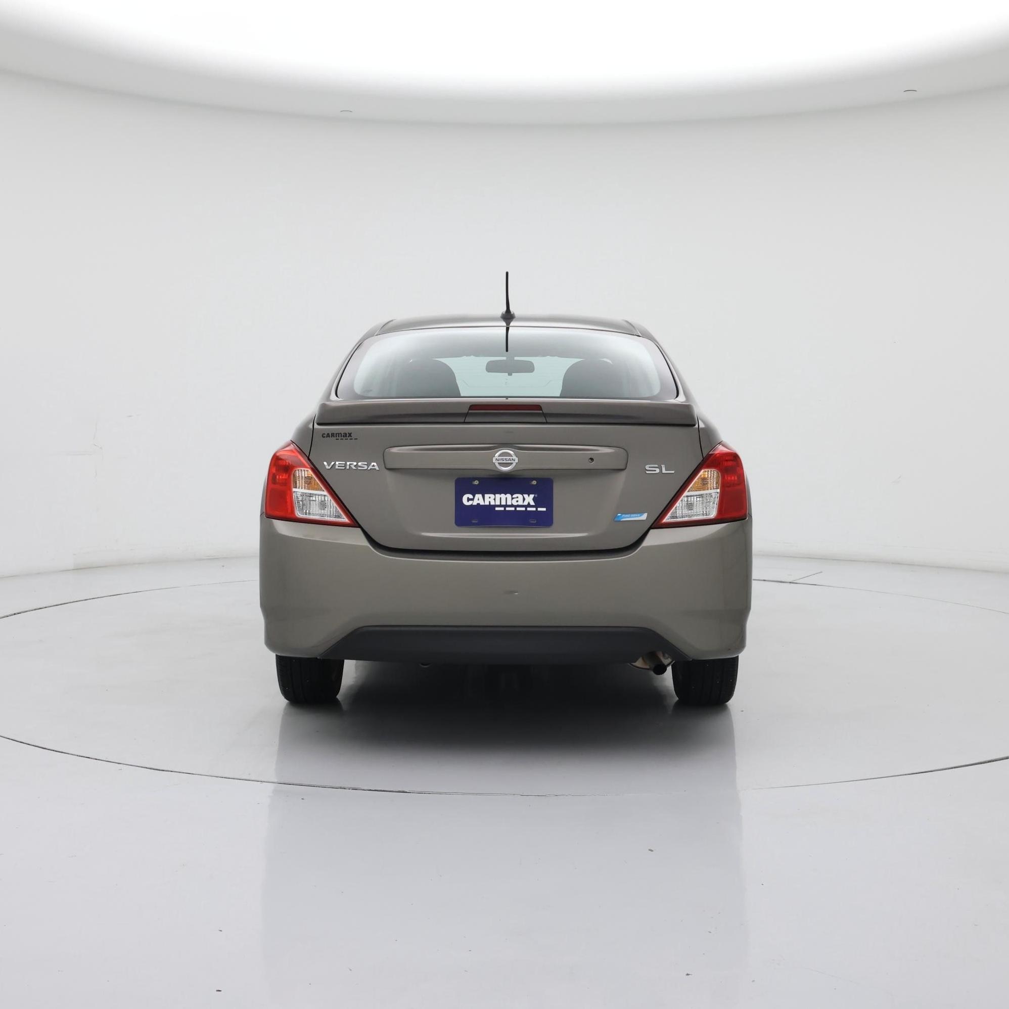 Thumbnail: 2015 Nissan Versa - 6