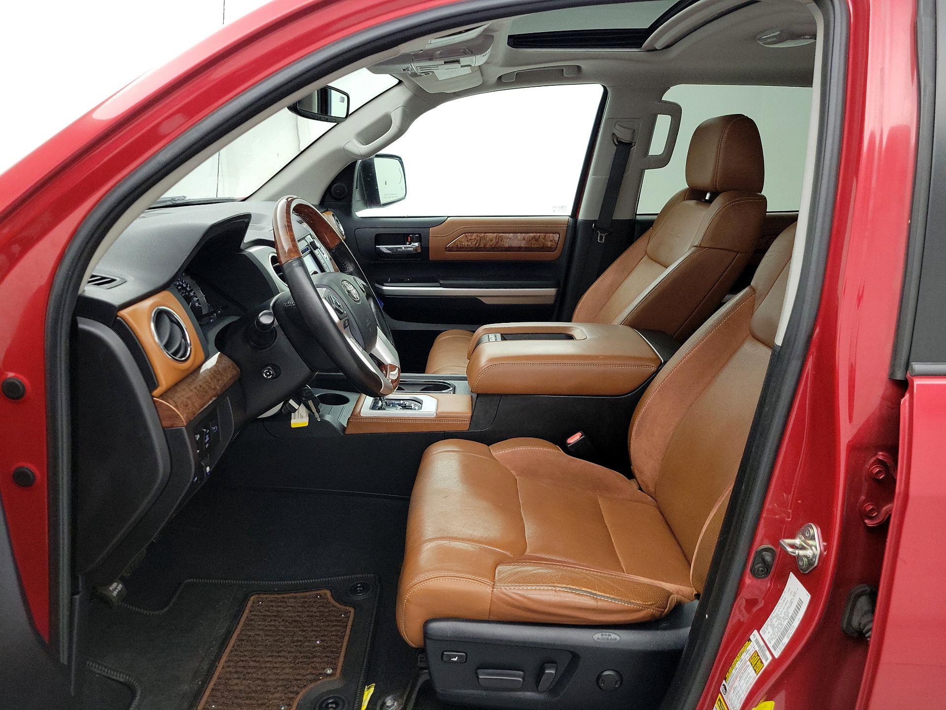 Thumbnail: 2016 Toyota Tundra - 11