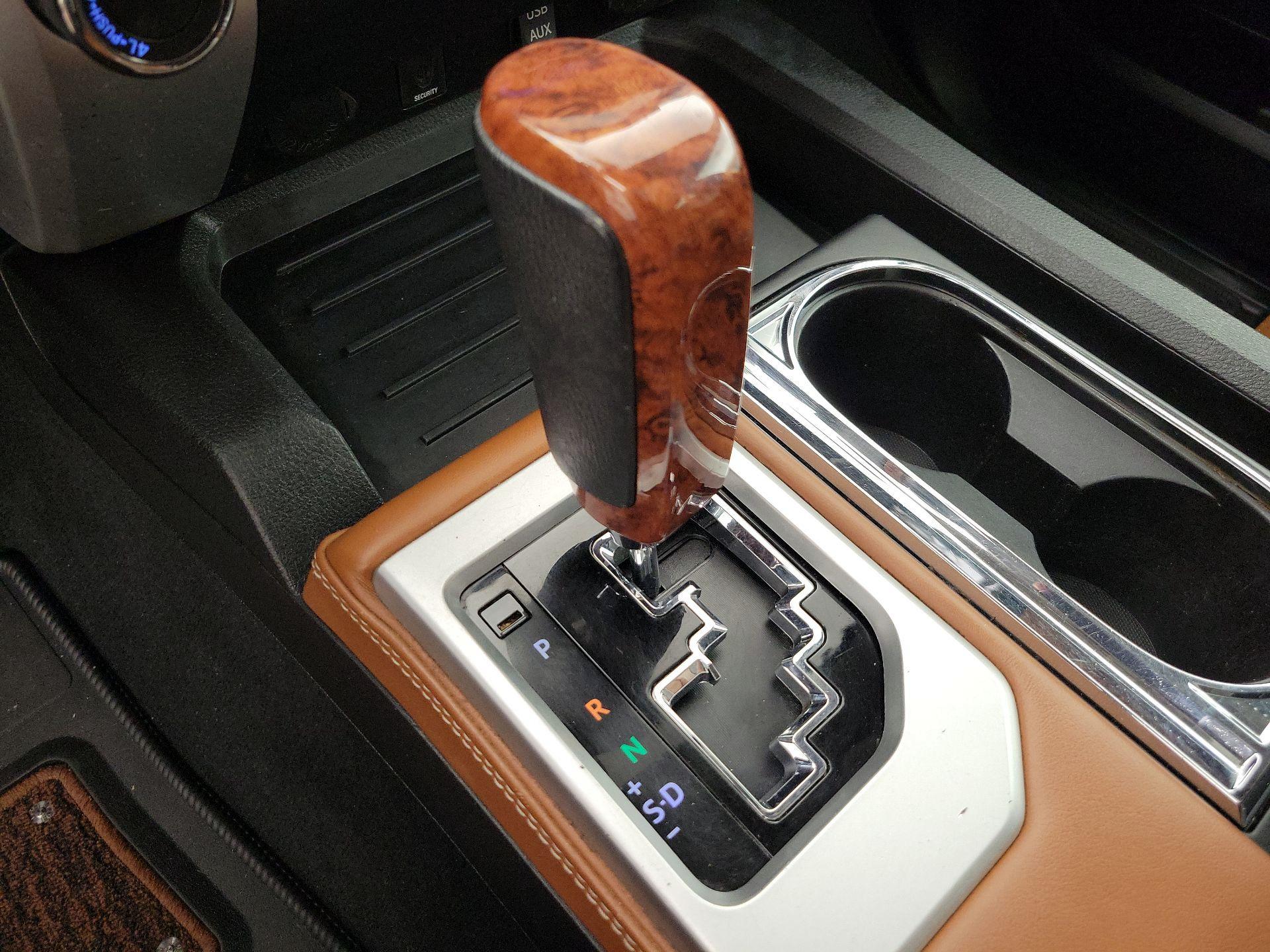 Thumbnail: 2016 Toyota Tundra - 18
