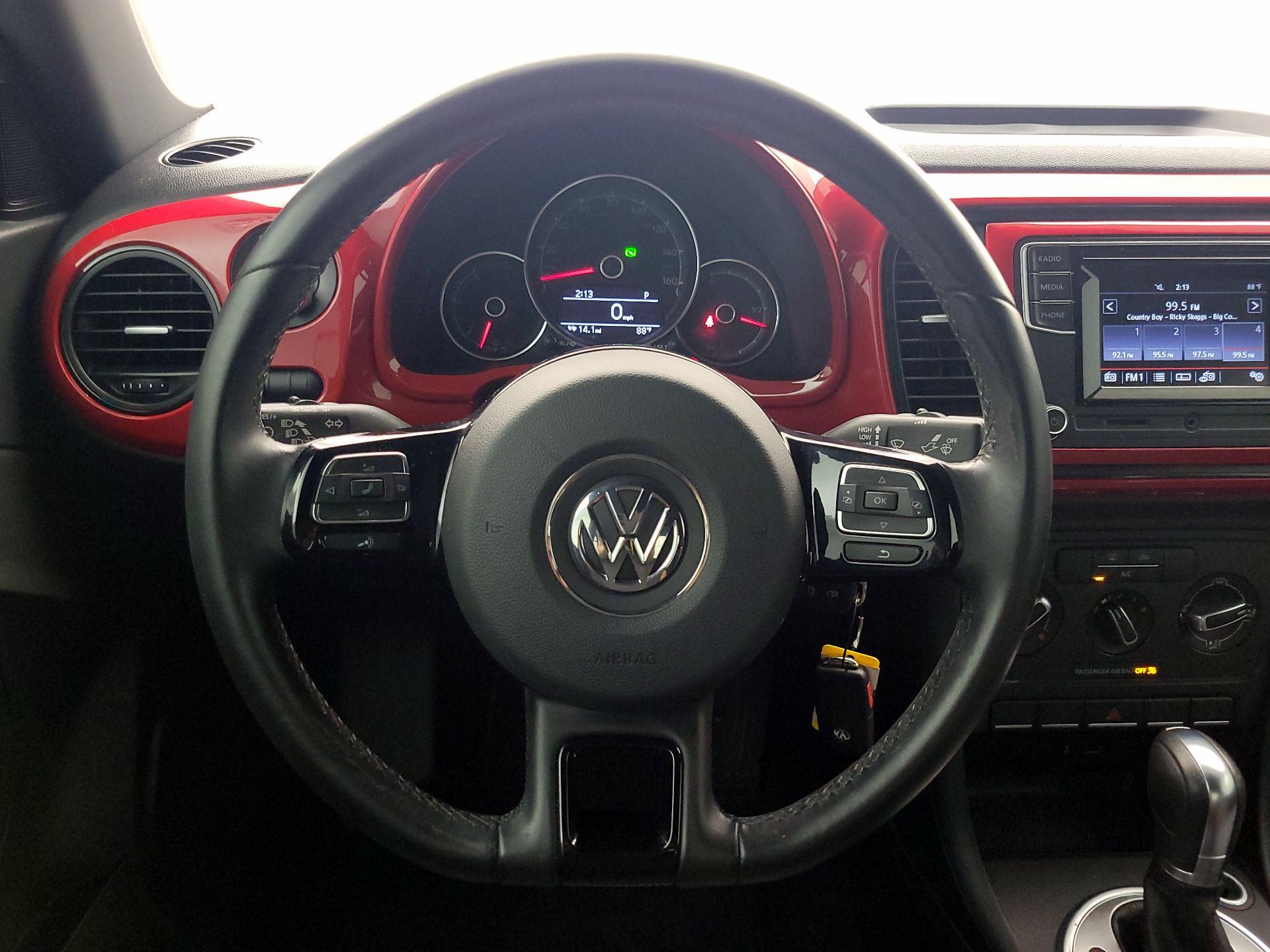 Thumbnail: 2019 Volkswagen Beetle - 10