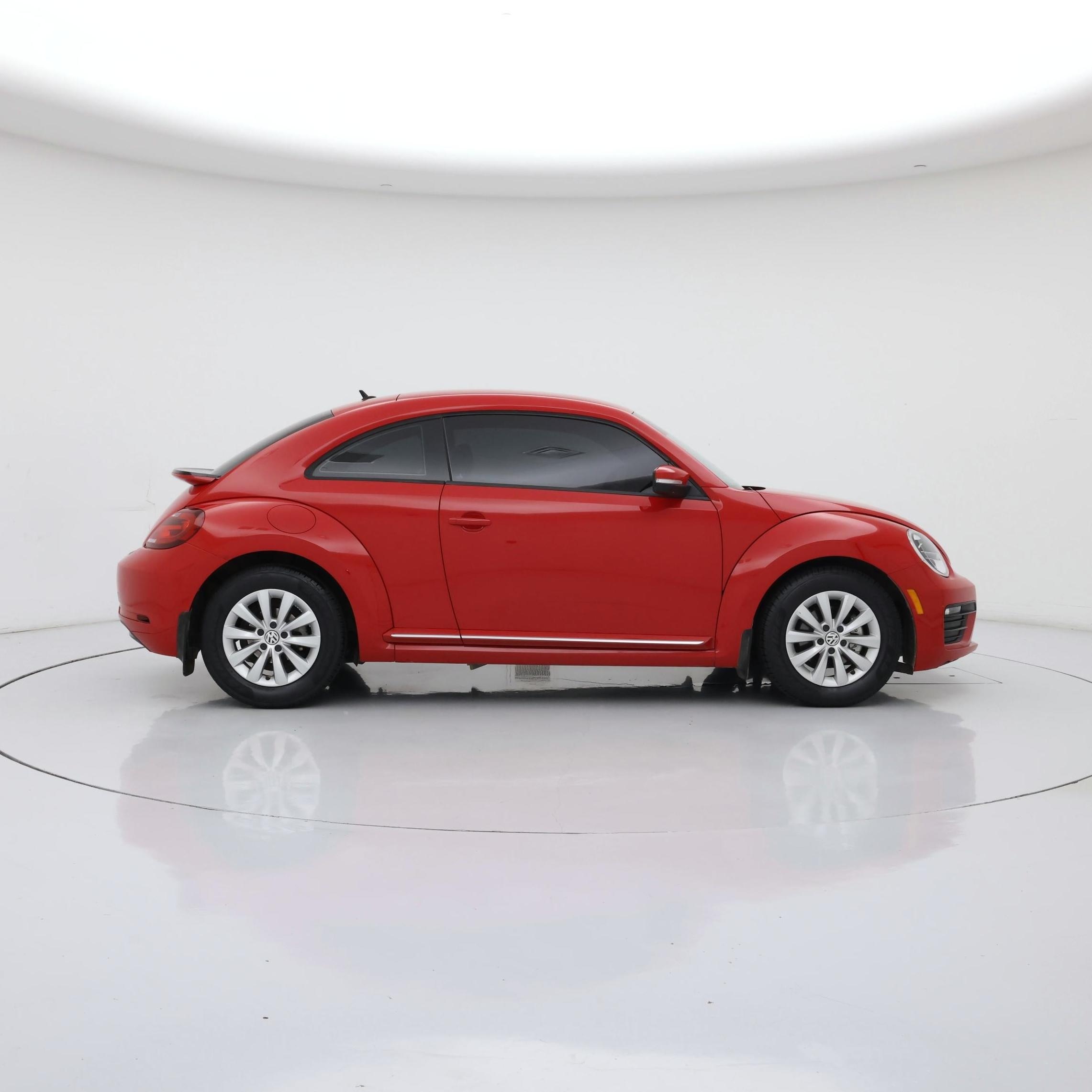 Thumbnail: 2019 Volkswagen Beetle - 7