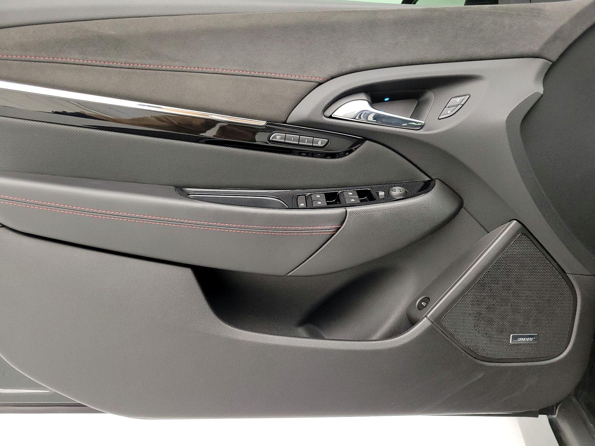 Thumbnail: 2016 Chevrolet  - 12