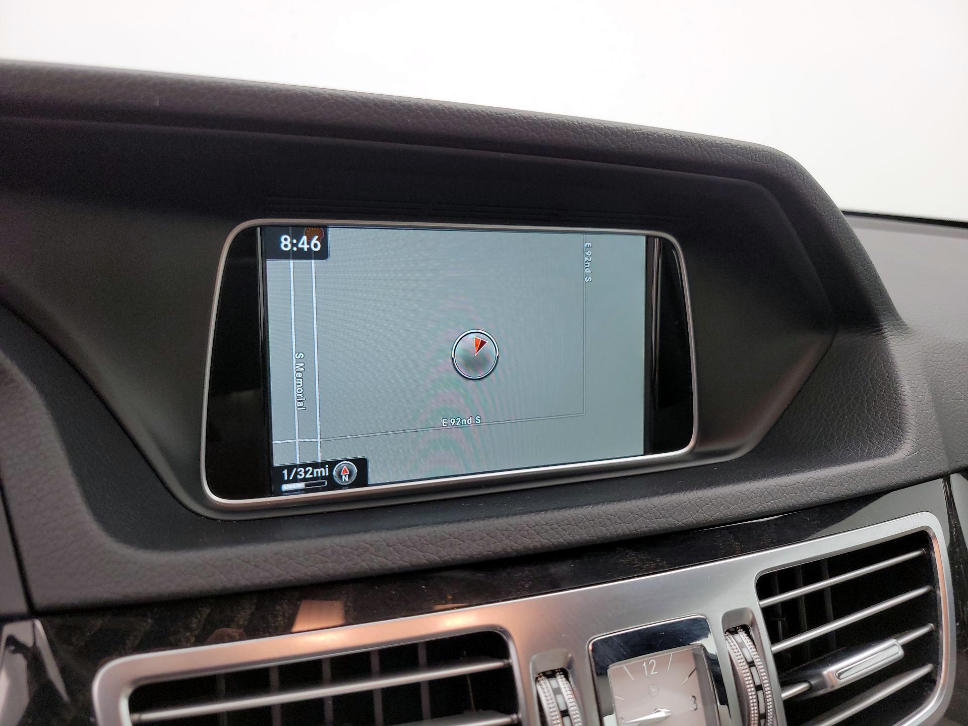 Thumbnail: 2016 Mercedes-Benz E-Class - 14