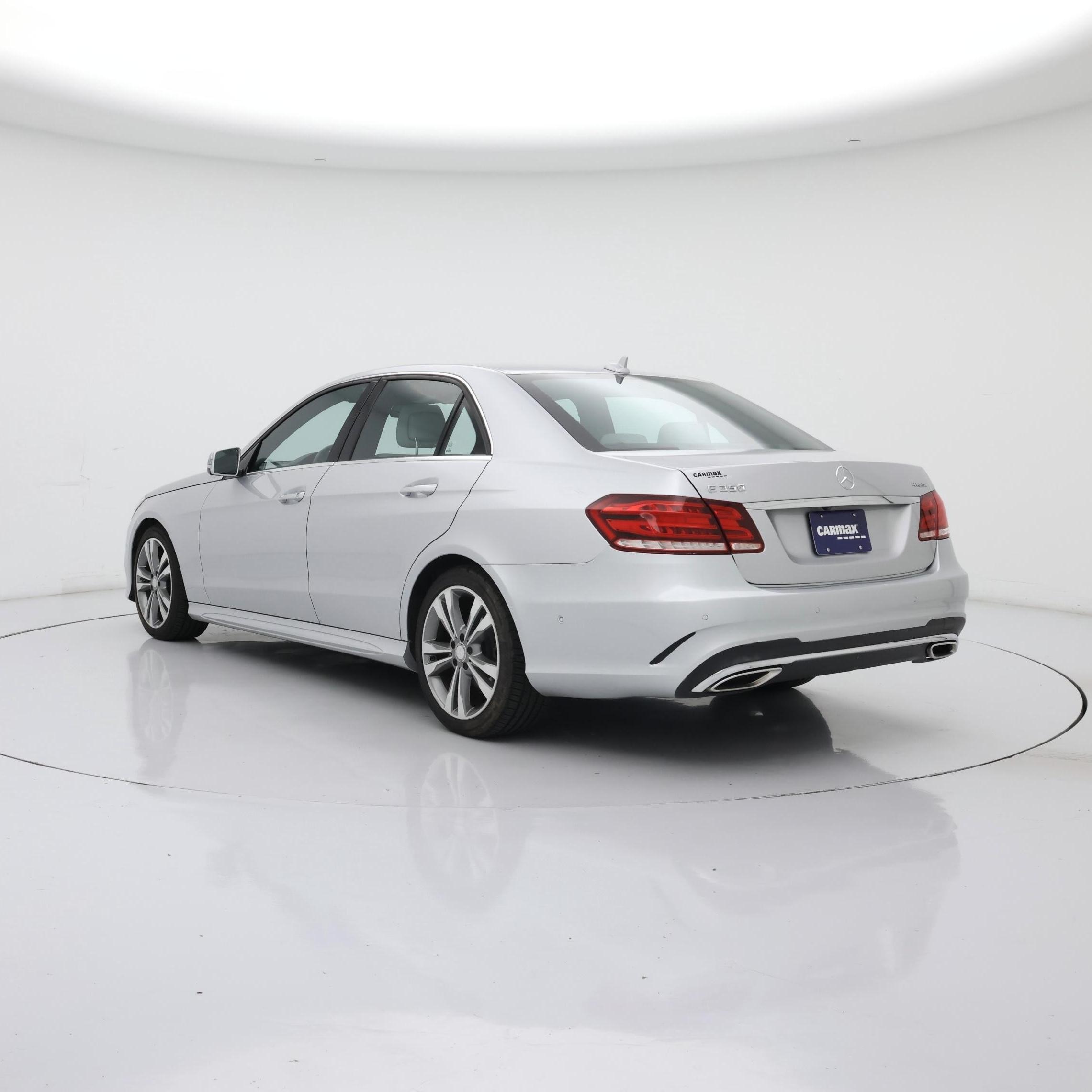 Thumbnail: 2016 Mercedes-Benz E-Class - 2