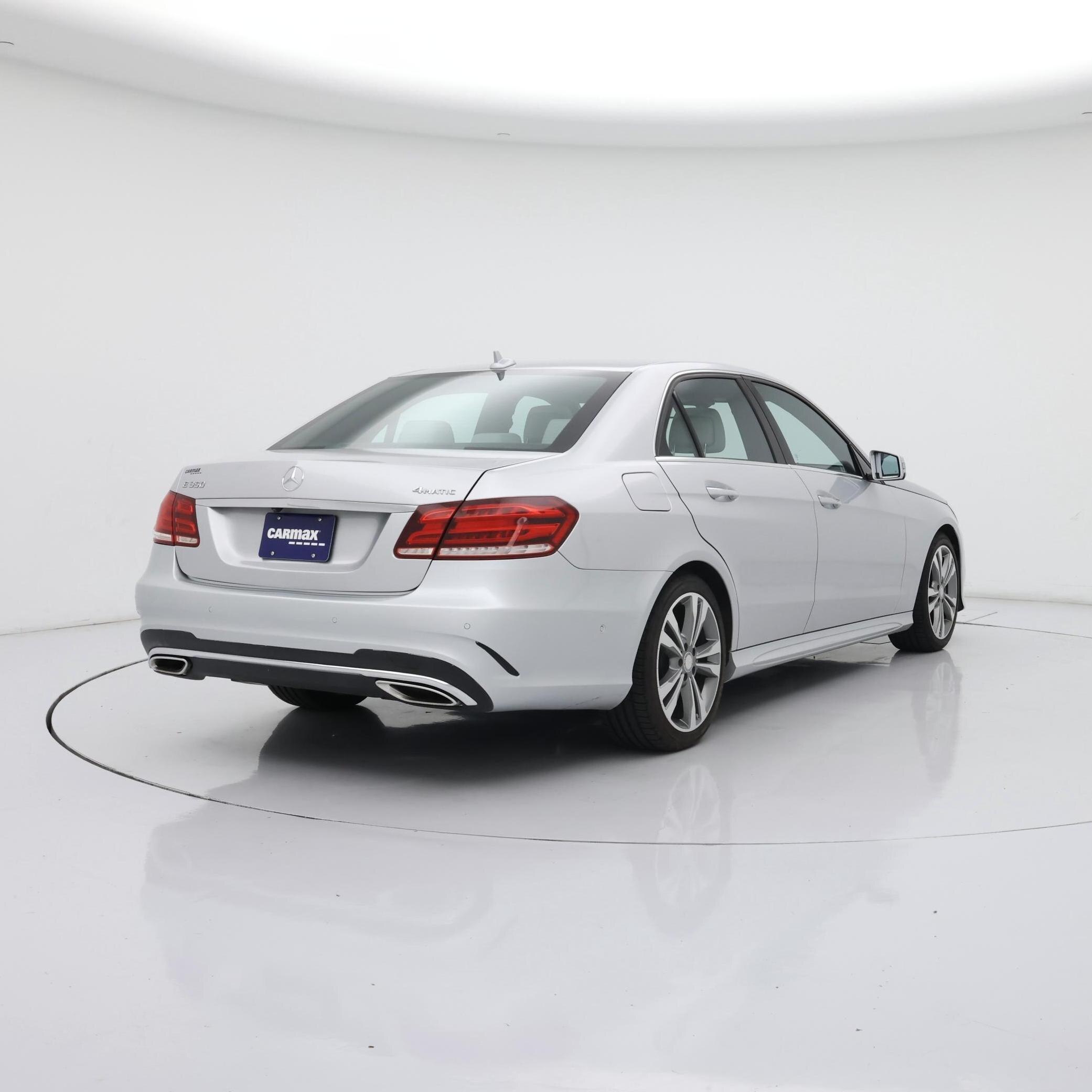 Thumbnail: 2016 Mercedes-Benz E-Class - 8