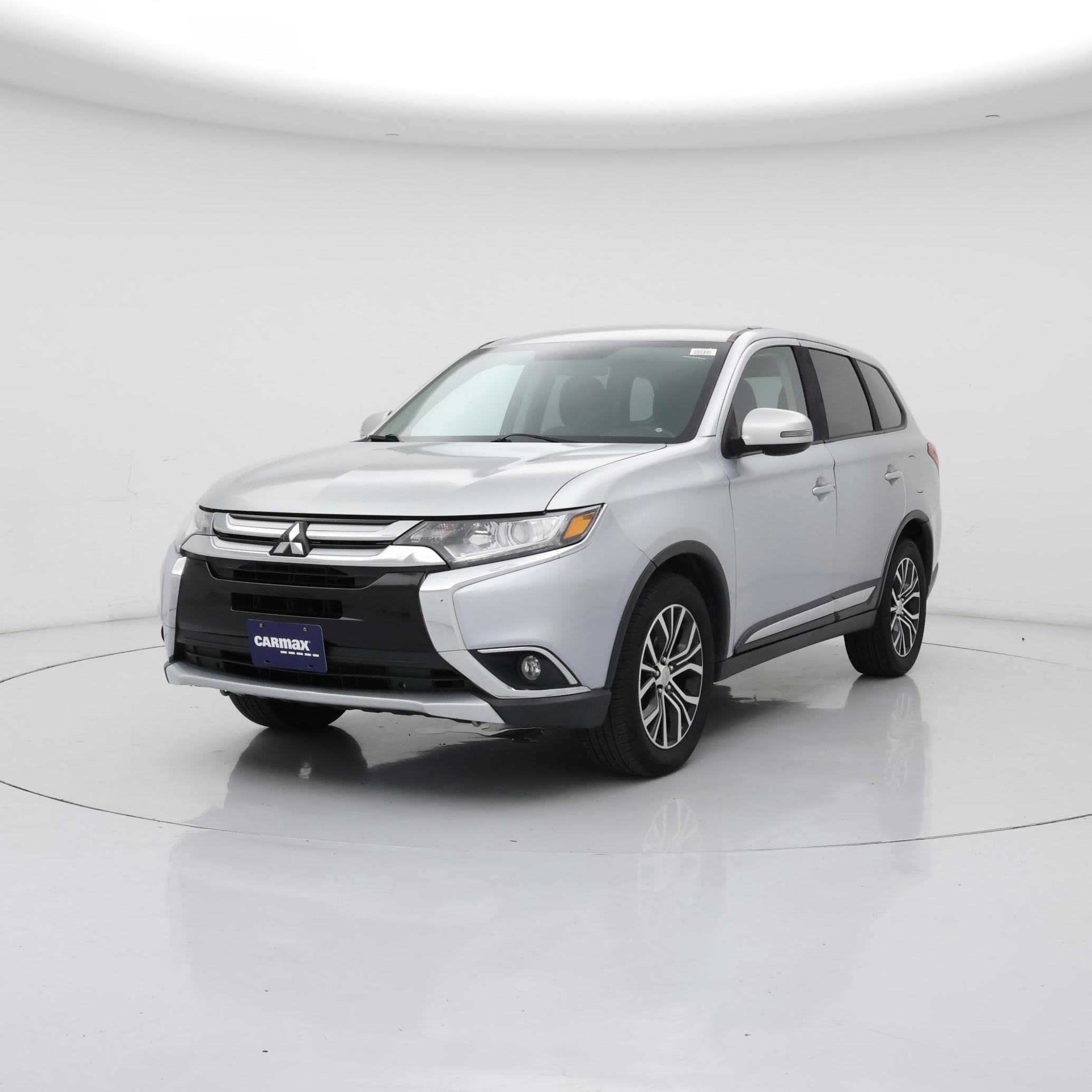 Thumbnail: 2018 Mitsubishi Outlander - 4