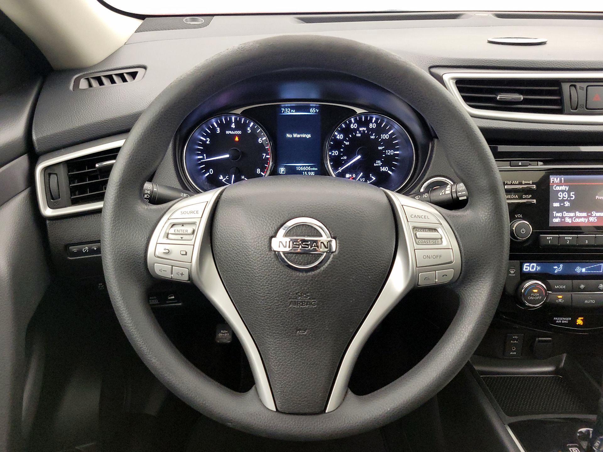Thumbnail: 2016 Nissan Rogue - 10