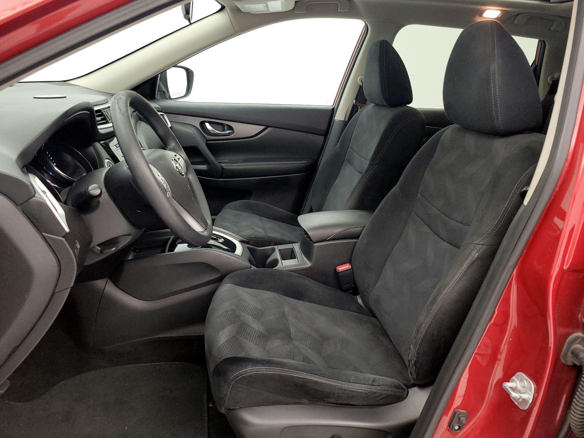 Thumbnail: 2016 Nissan Rogue - 11