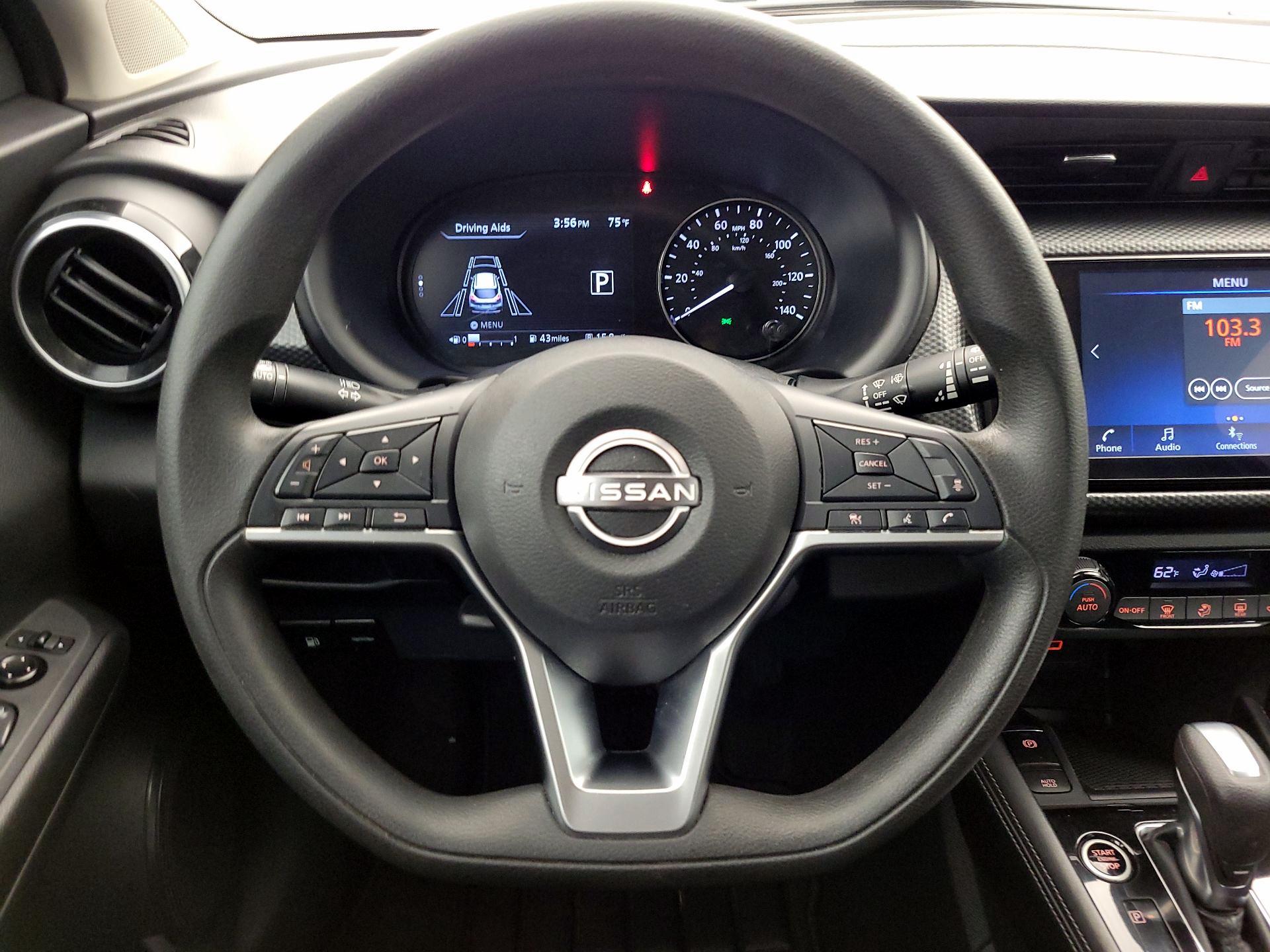 Thumbnail: 2022 Nissan Kicks - 10