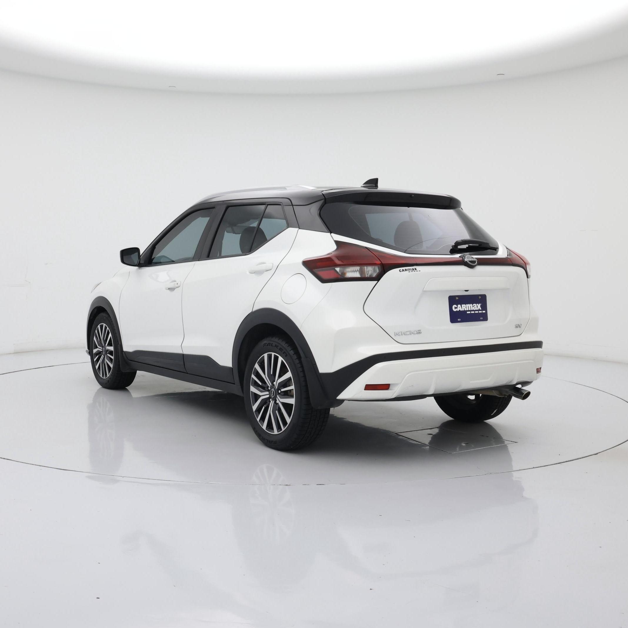 Thumbnail: 2022 Nissan Kicks - 2