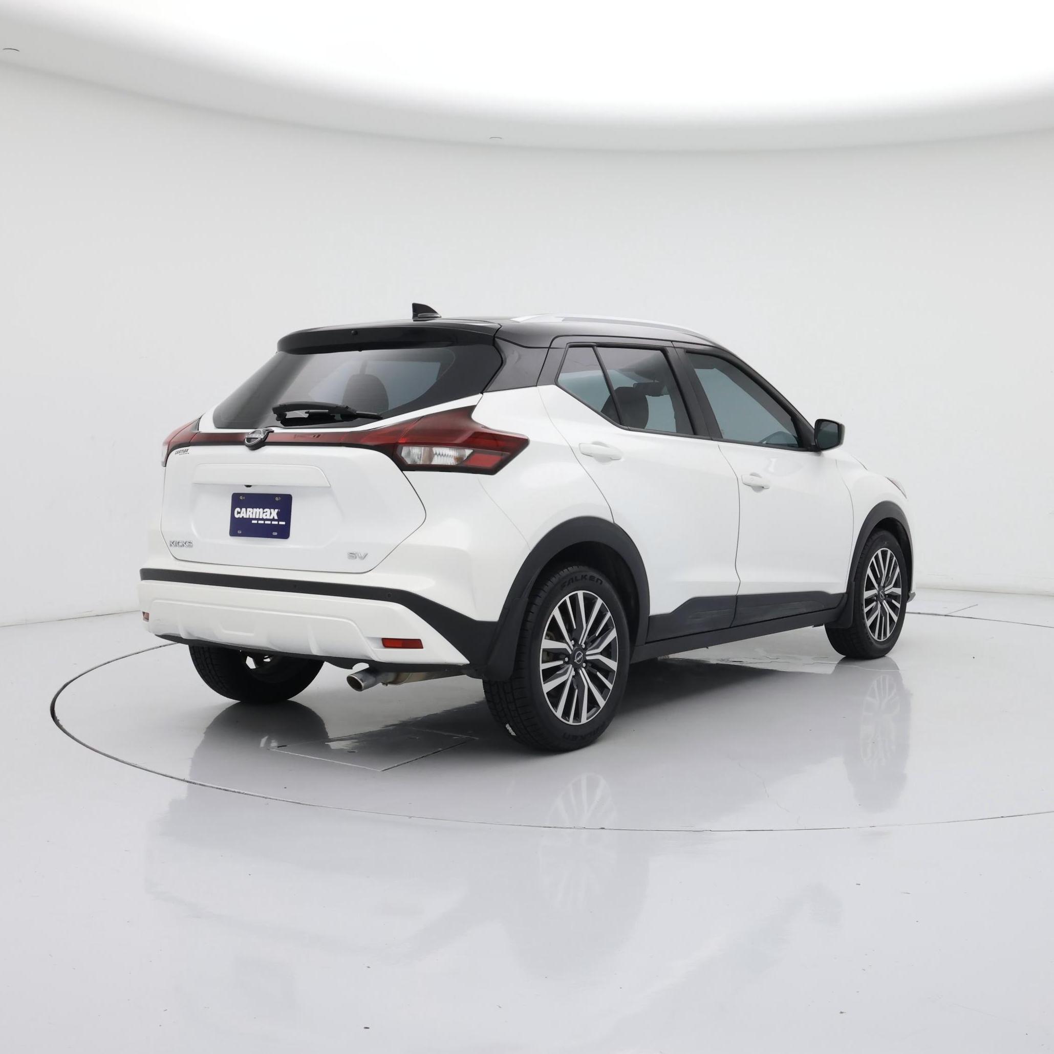 Thumbnail: 2022 Nissan Kicks - 8