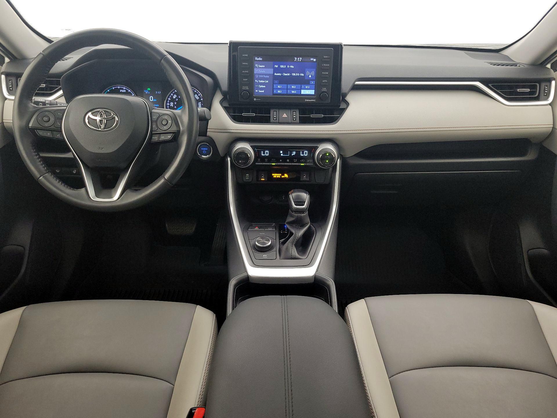 Thumbnail: 2021 Toyota RAV4 - 9