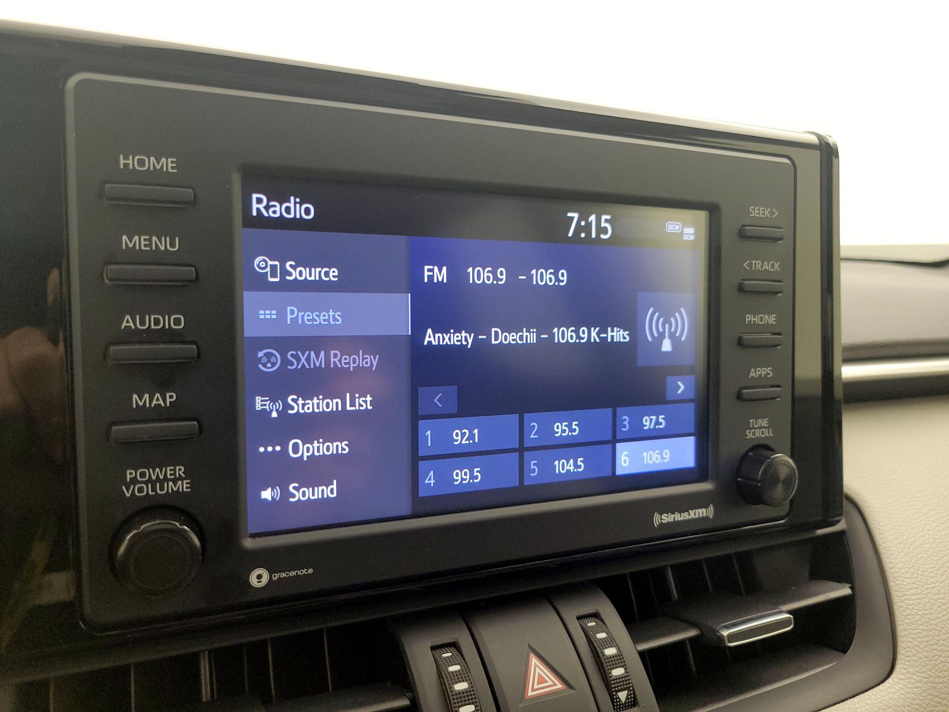 Thumbnail: 2021 Toyota RAV4 - 15