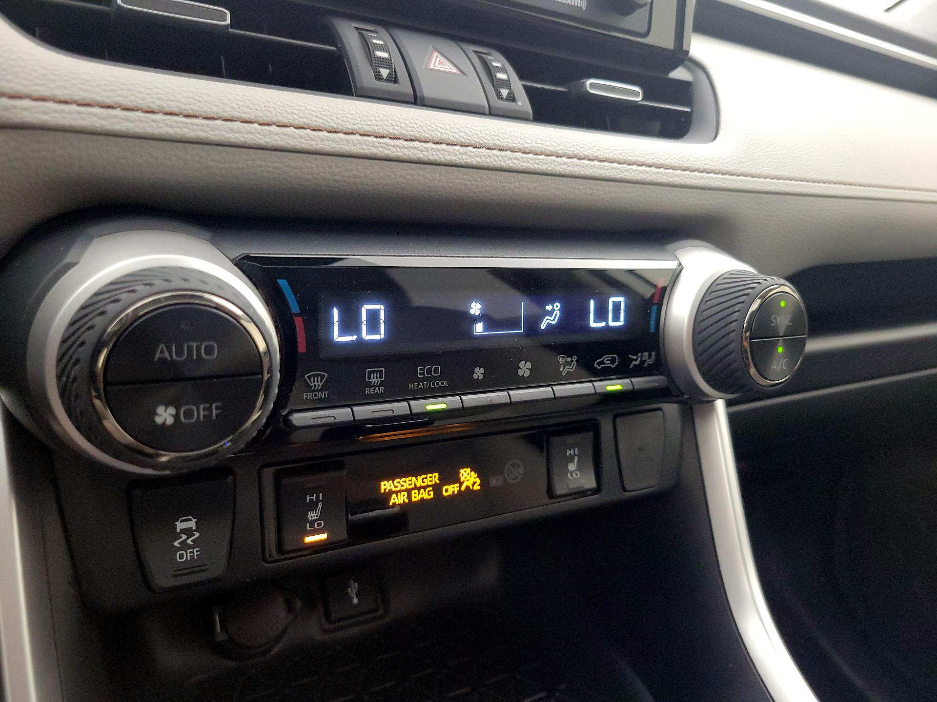 Thumbnail: 2021 Toyota RAV4 - 16