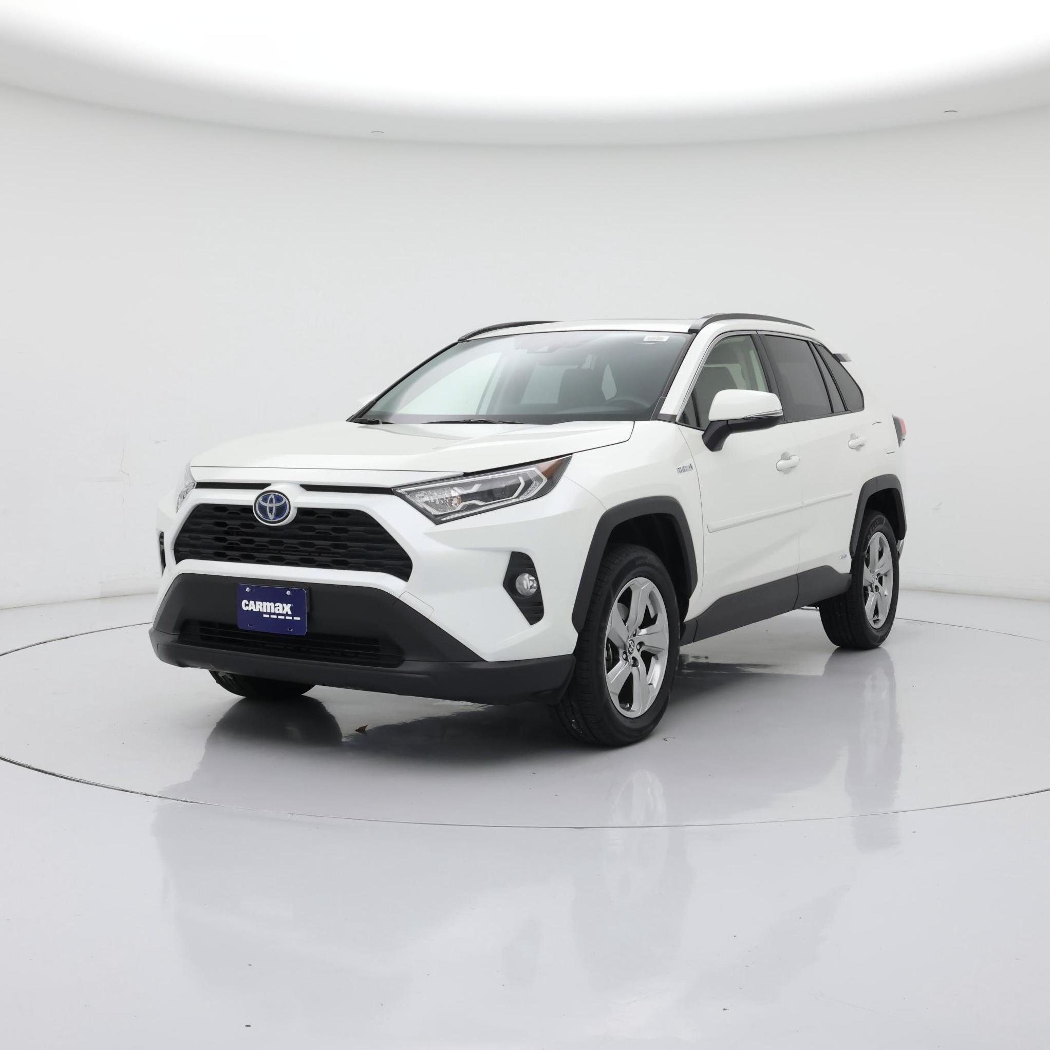 Thumbnail: 2021 Toyota RAV4 - 4