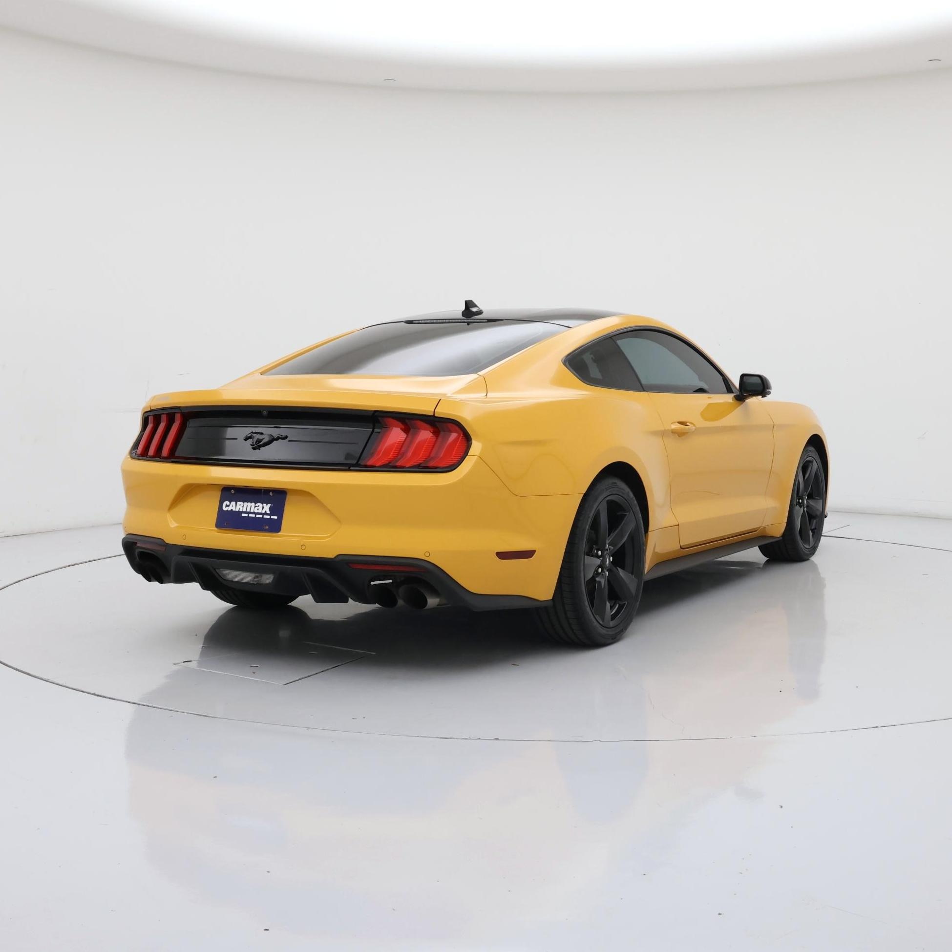 Thumbnail: 2022 Ford Mustang - 8