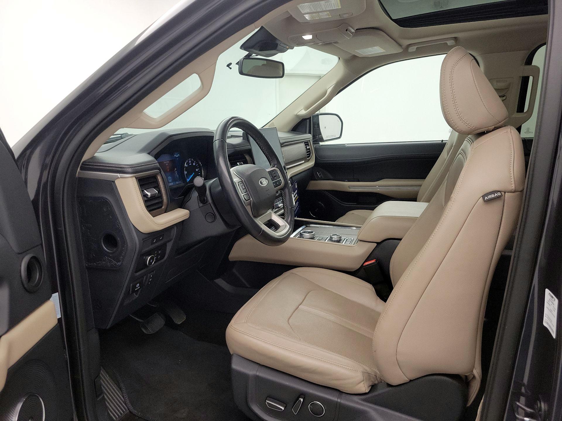 Thumbnail: 2023 Ford Expedition - 11