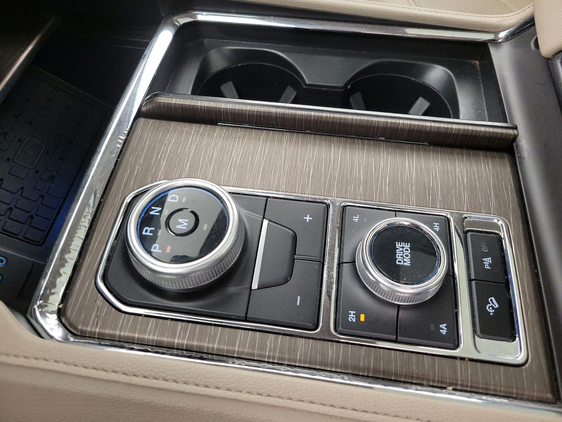 Thumbnail: 2023 Ford Expedition - 18