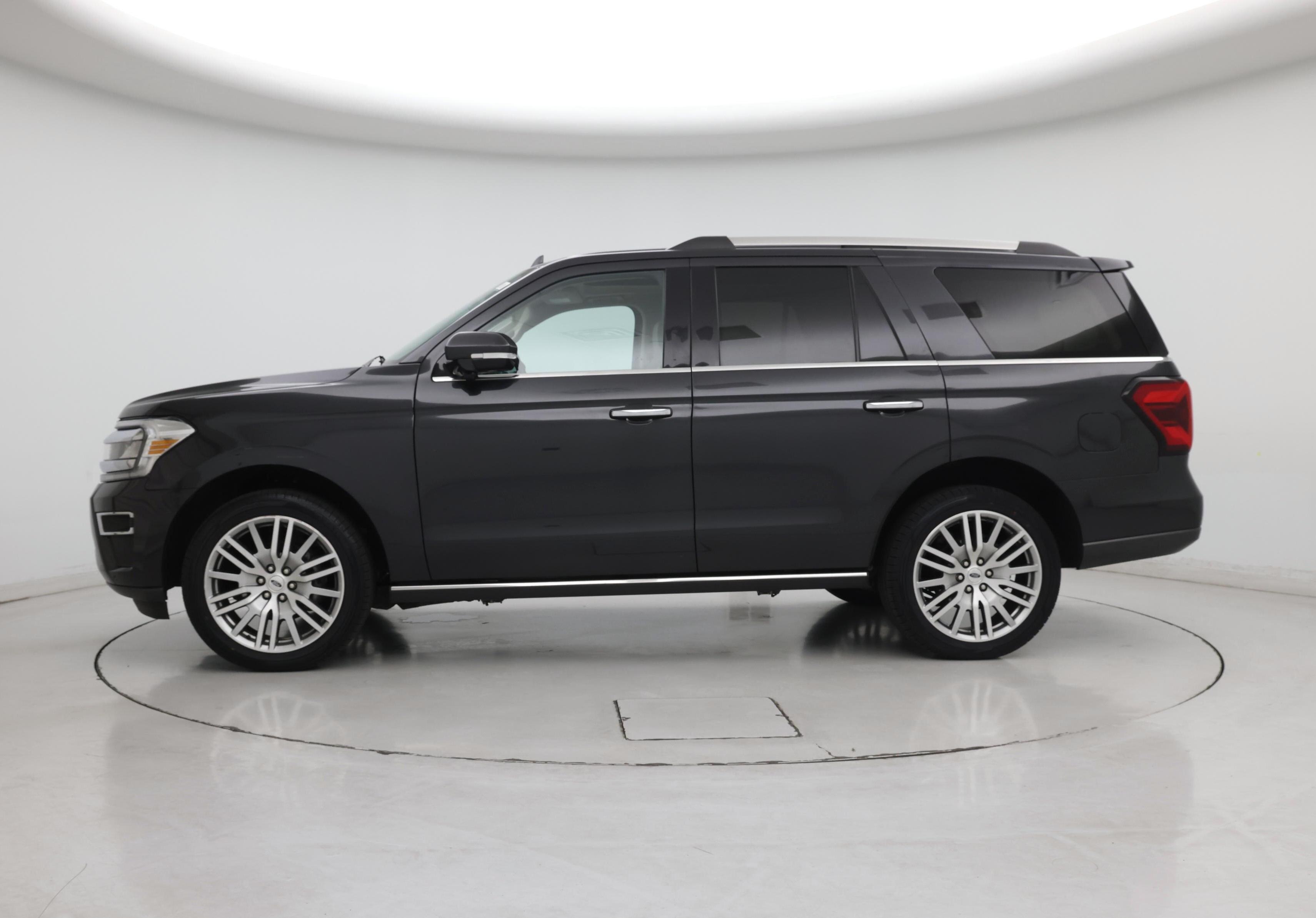 Thumbnail: 2023 Ford Expedition - 3