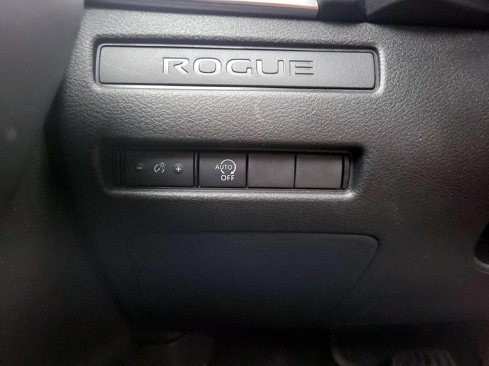 Thumbnail: 2023 Nissan Rogue - 13