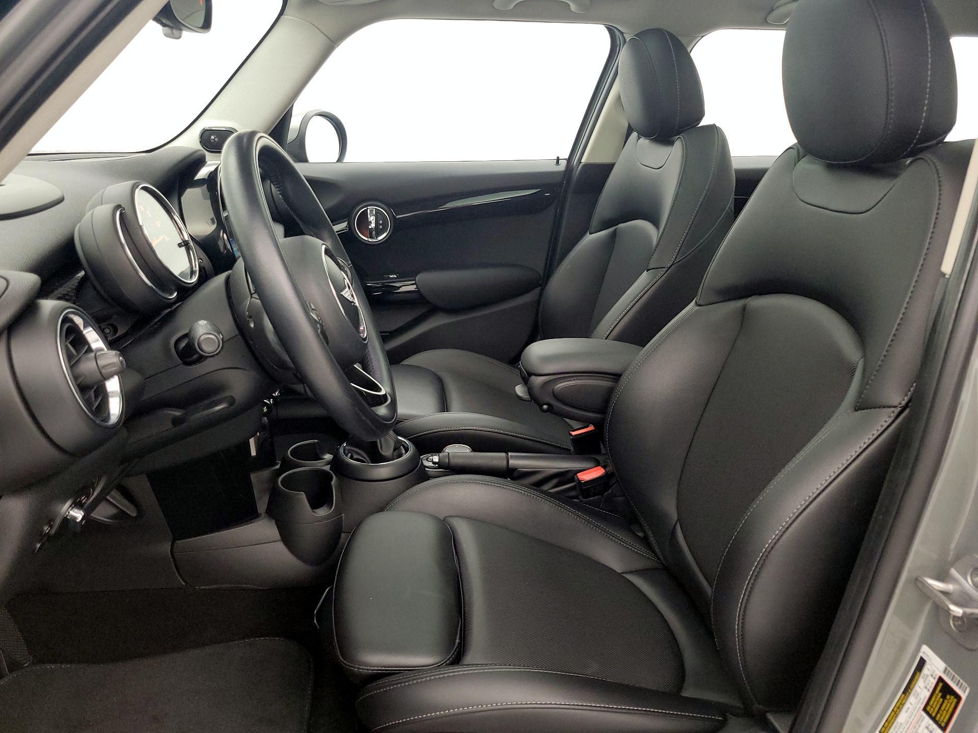 Thumbnail: 2018 MINI Cooper Hardtop - 11