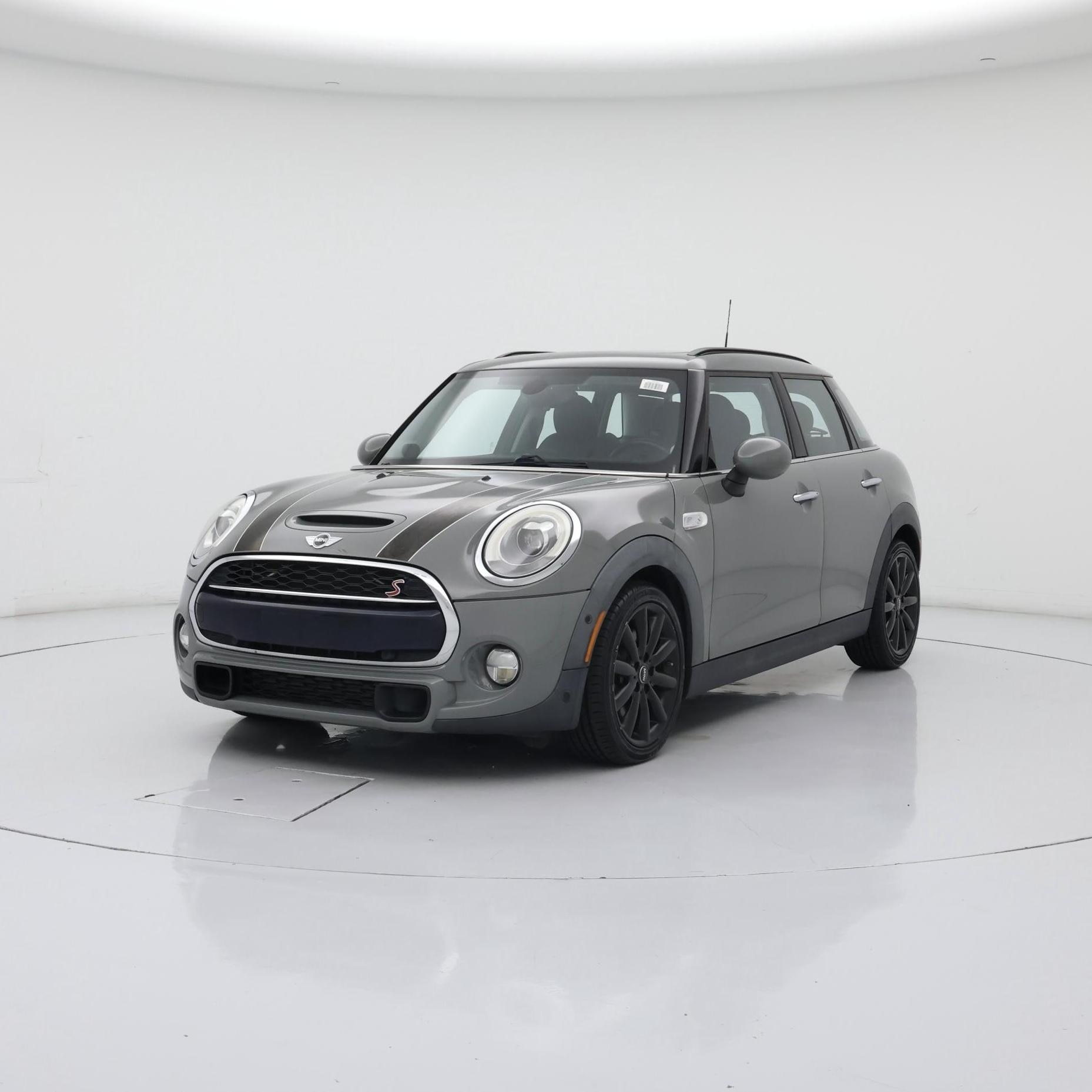 Thumbnail: 2018 MINI Cooper Hardtop - 4