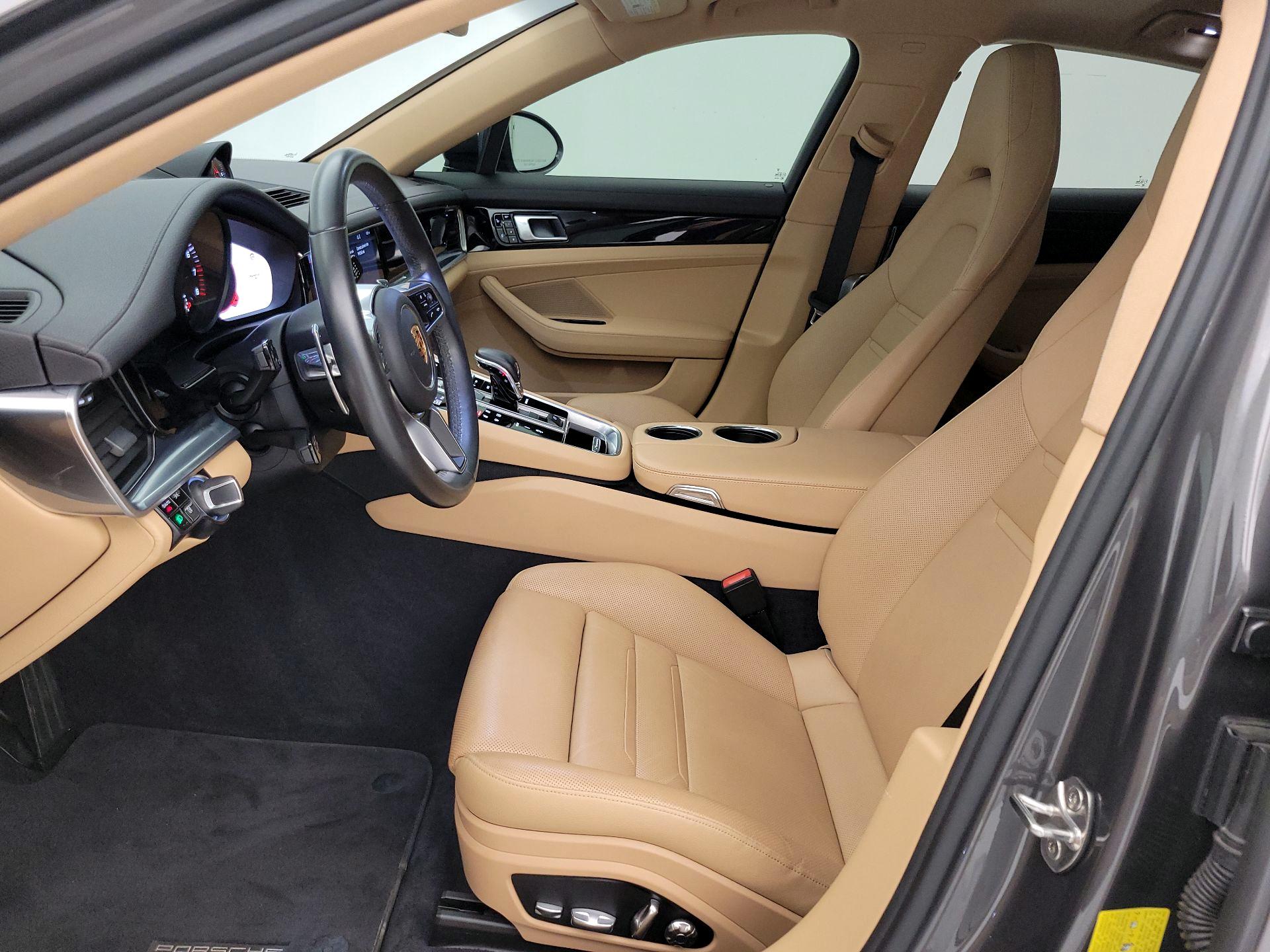 Thumbnail: 2018 Porsche Panamera - 11