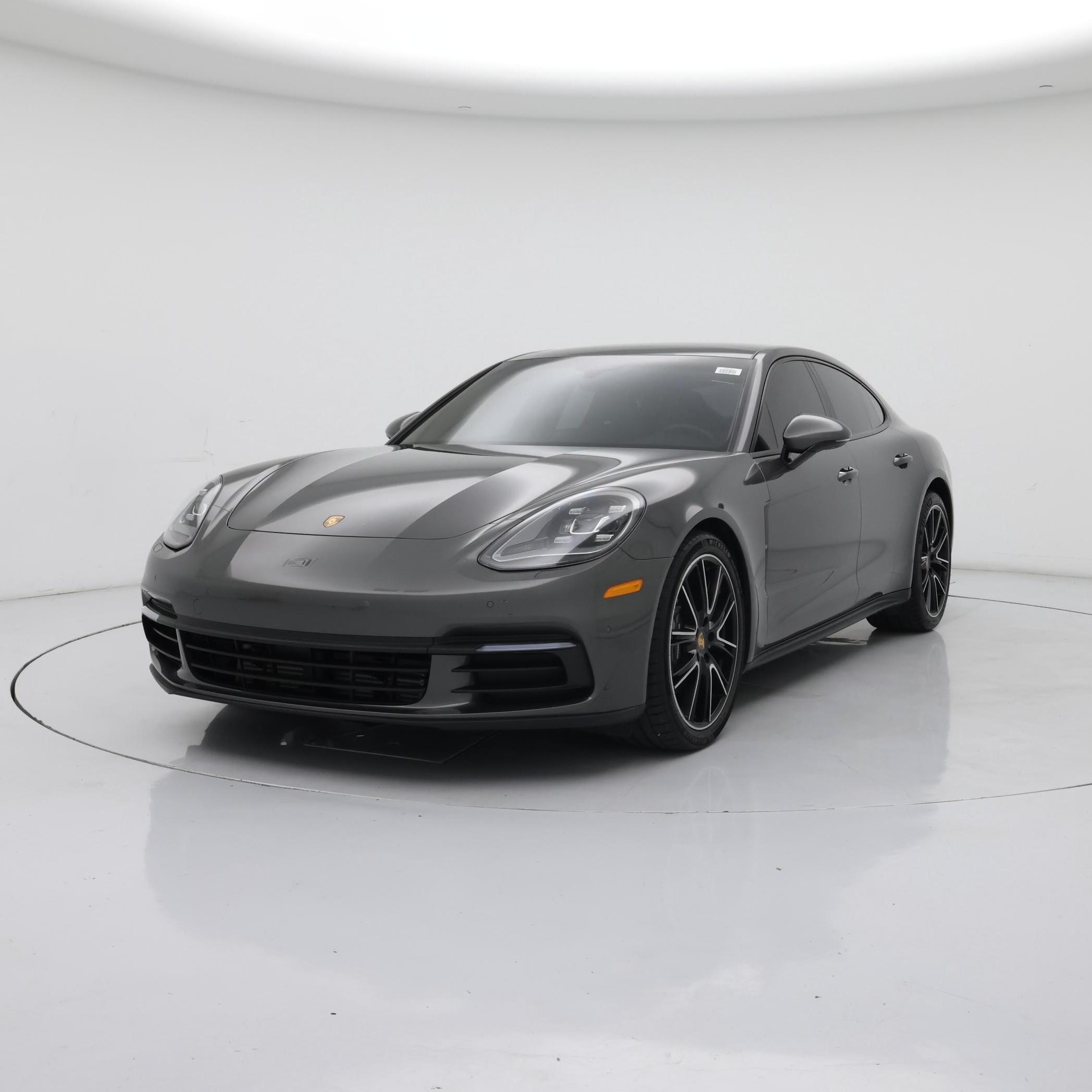 Thumbnail: 2018 Porsche Panamera - 4