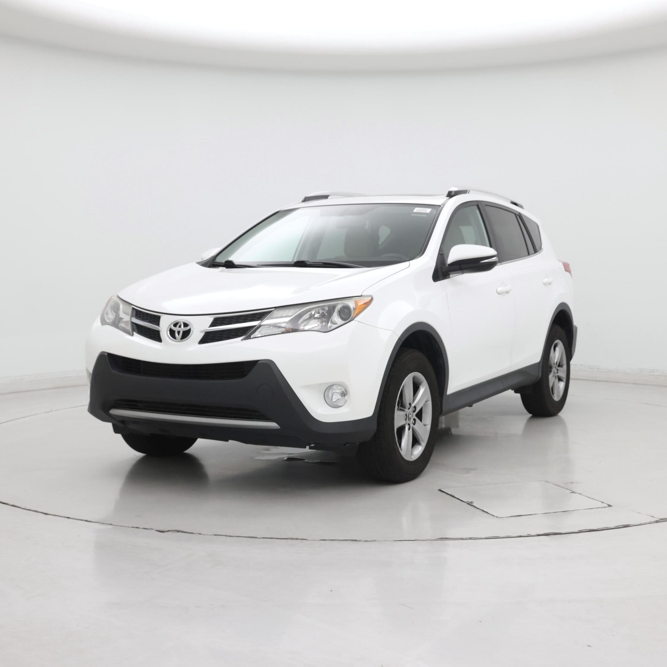 Thumbnail: 2015 Toyota RAV4 - 4