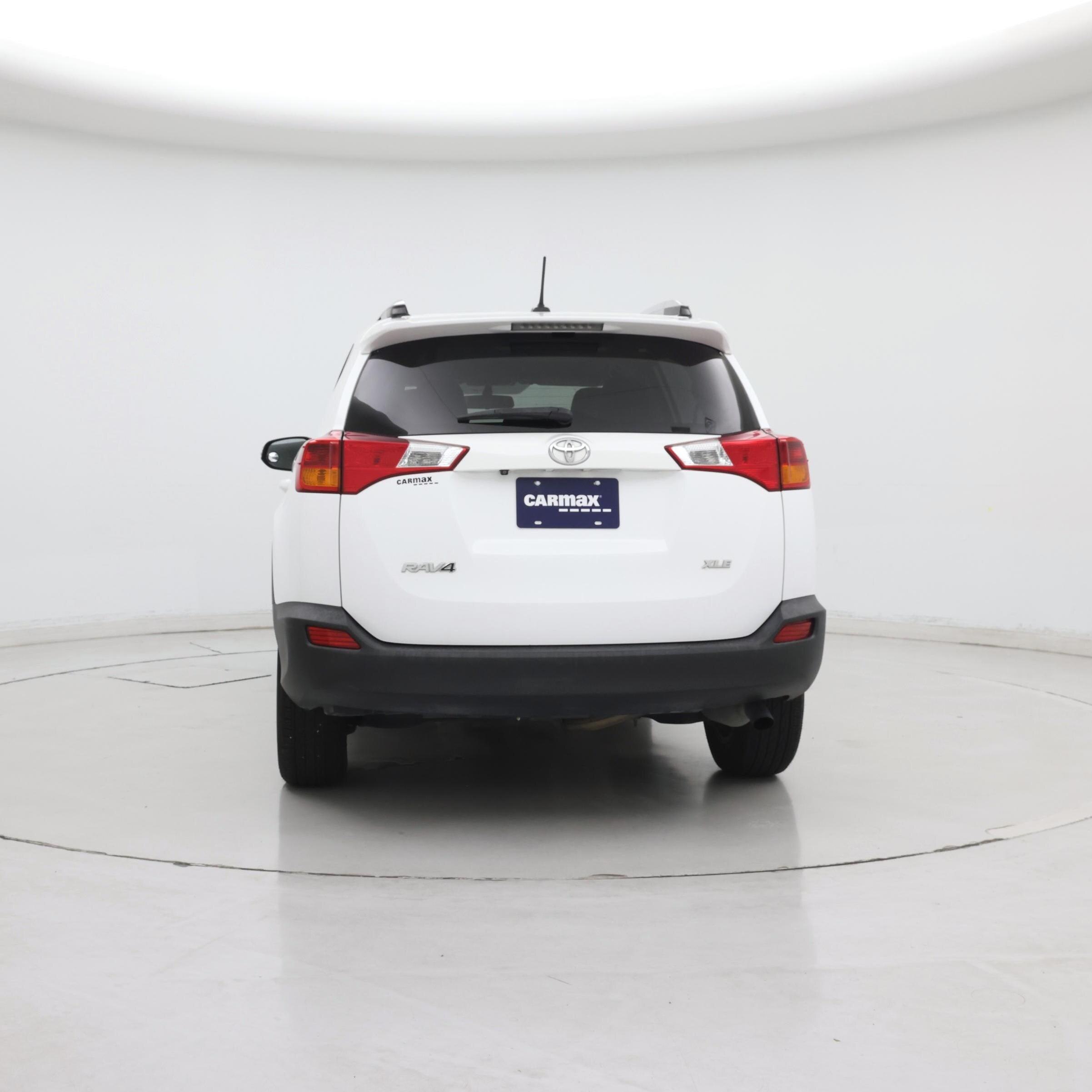 Thumbnail: 2015 Toyota RAV4 - 6
