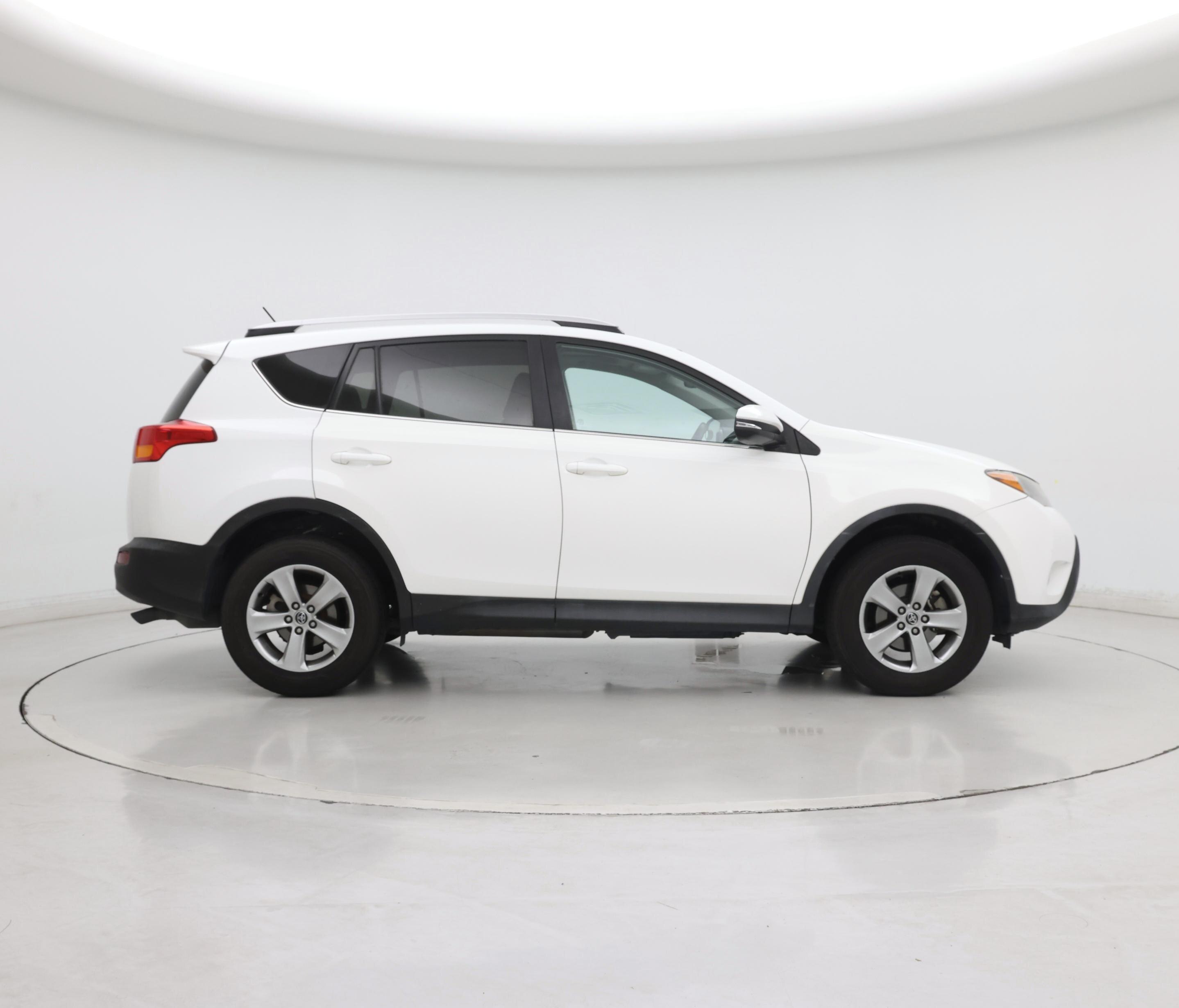 Thumbnail: 2015 Toyota RAV4 - 7