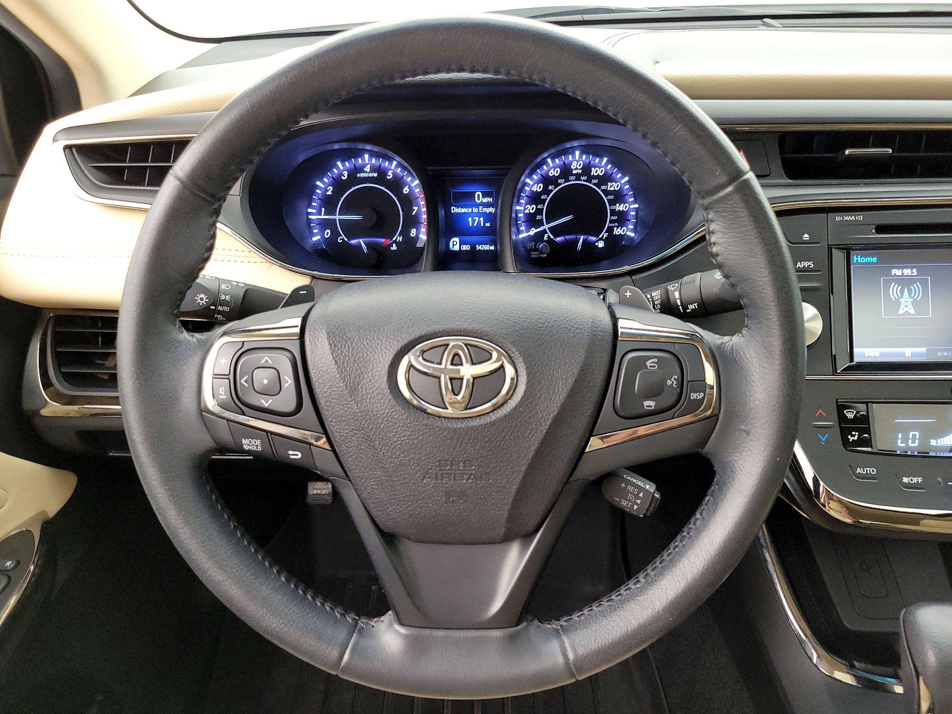Thumbnail: 2016 Toyota Avalon - 10