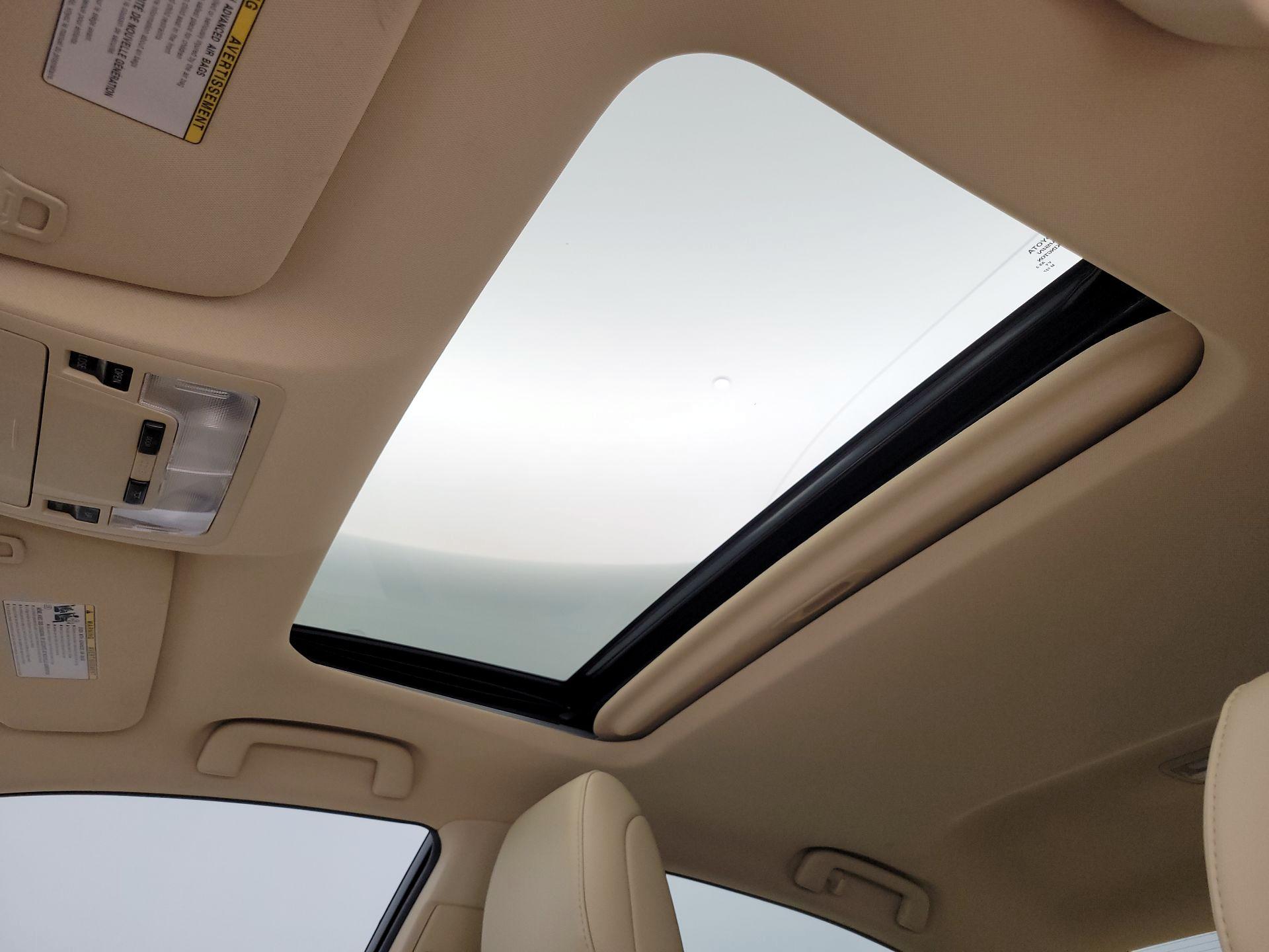 Thumbnail: 2016 Toyota Avalon - 20