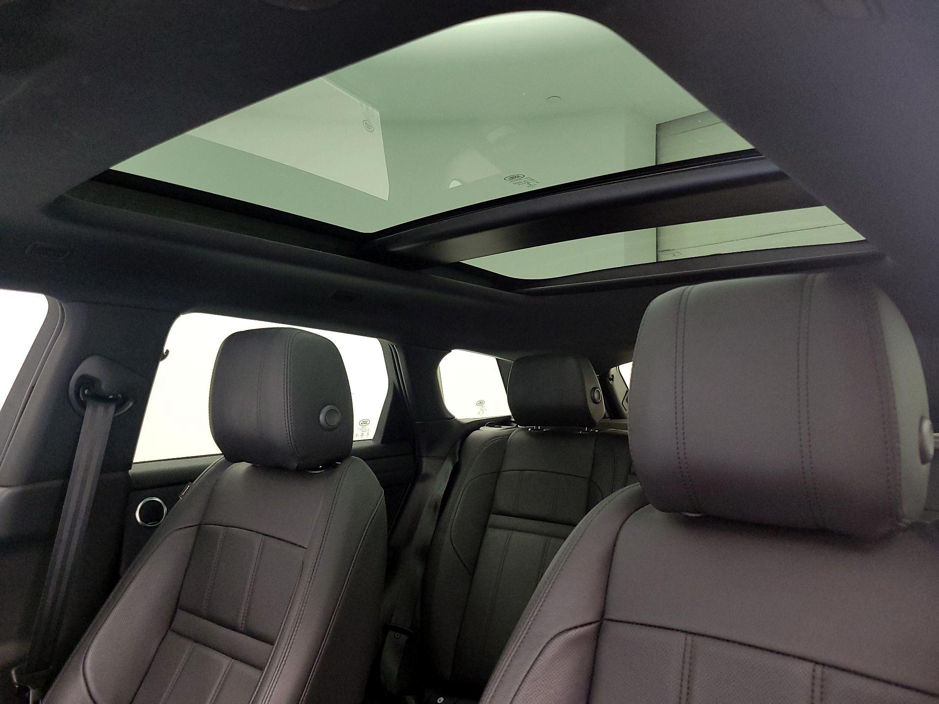 Thumbnail: 2021 Land Rover Range Rover Evoque - 20