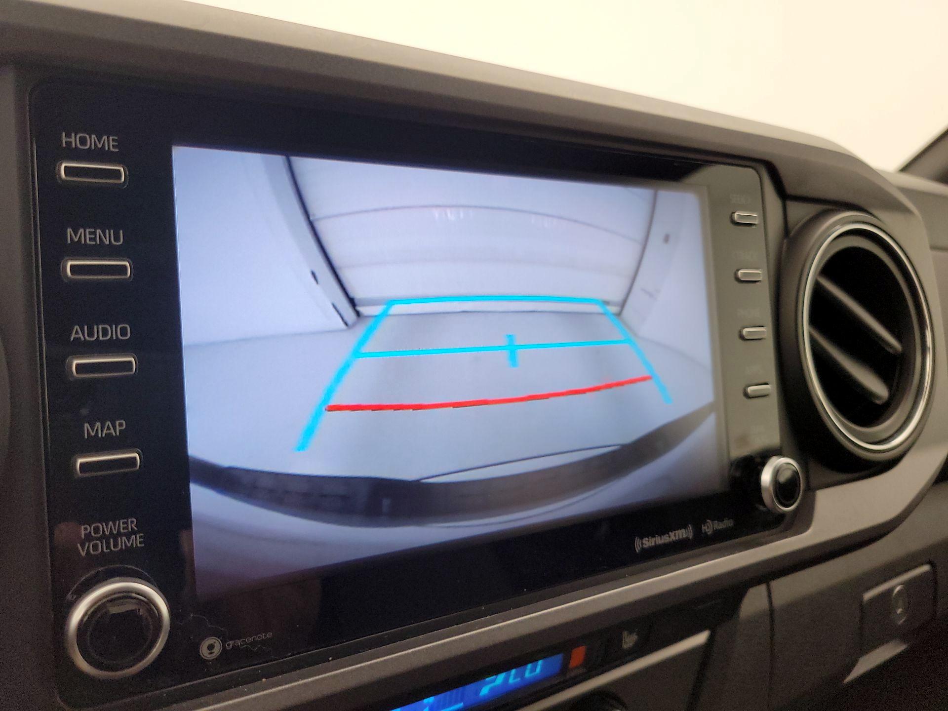 Thumbnail: 2020 Toyota Tacoma - 15