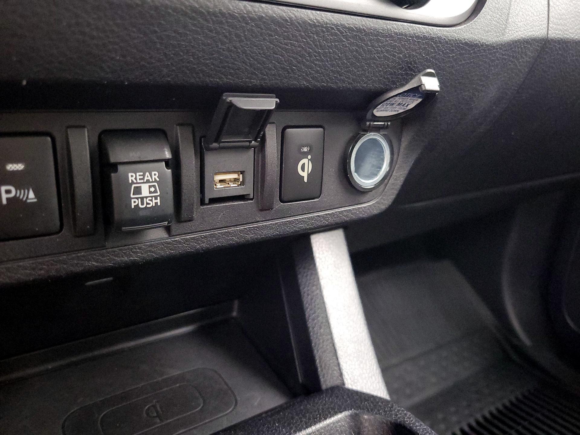 Thumbnail: 2020 Toyota Tacoma - 19