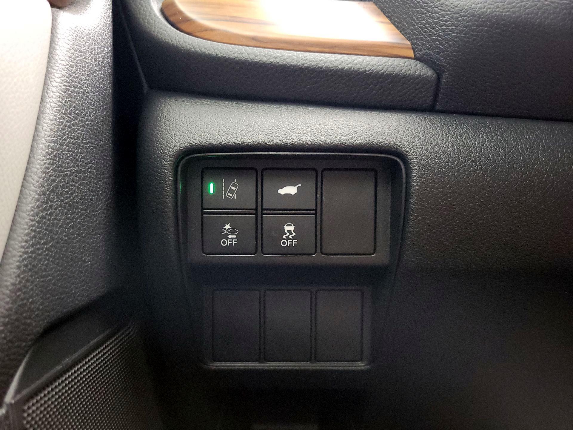 Thumbnail: 2018 Honda CR-V - 13