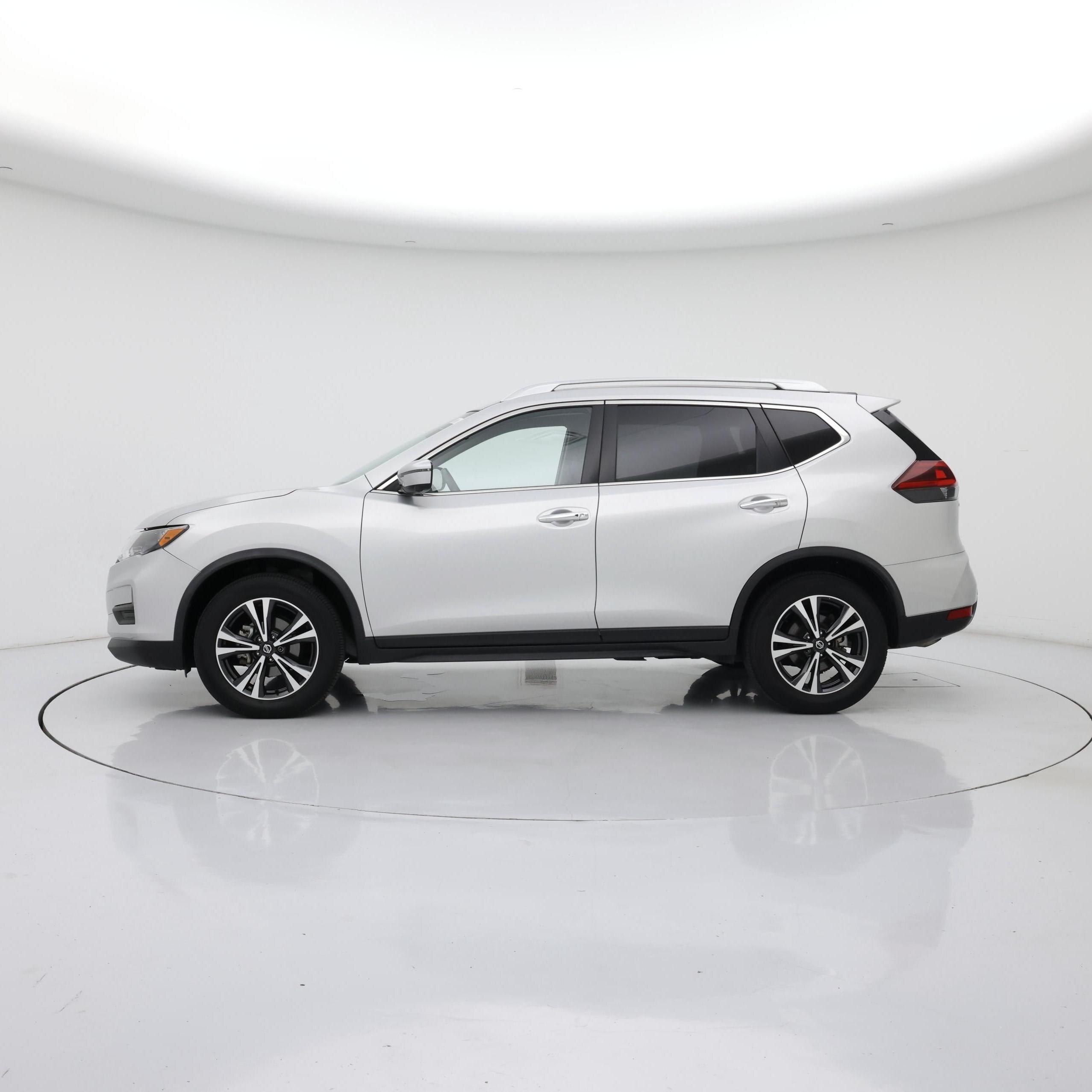 Thumbnail: 2020 Nissan Rogue - 3